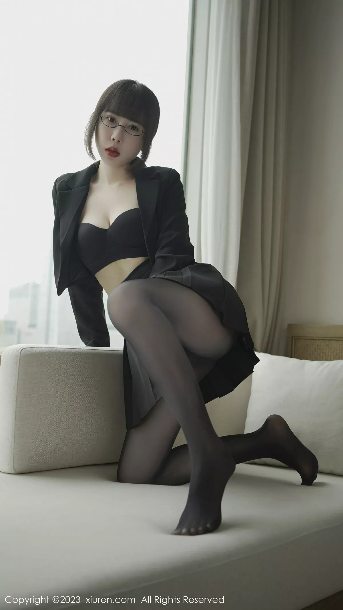 [XiuRen秀人网] 2023.04.25 No.6629 夏馨瑶 新人黑丝 [70P] NO.1