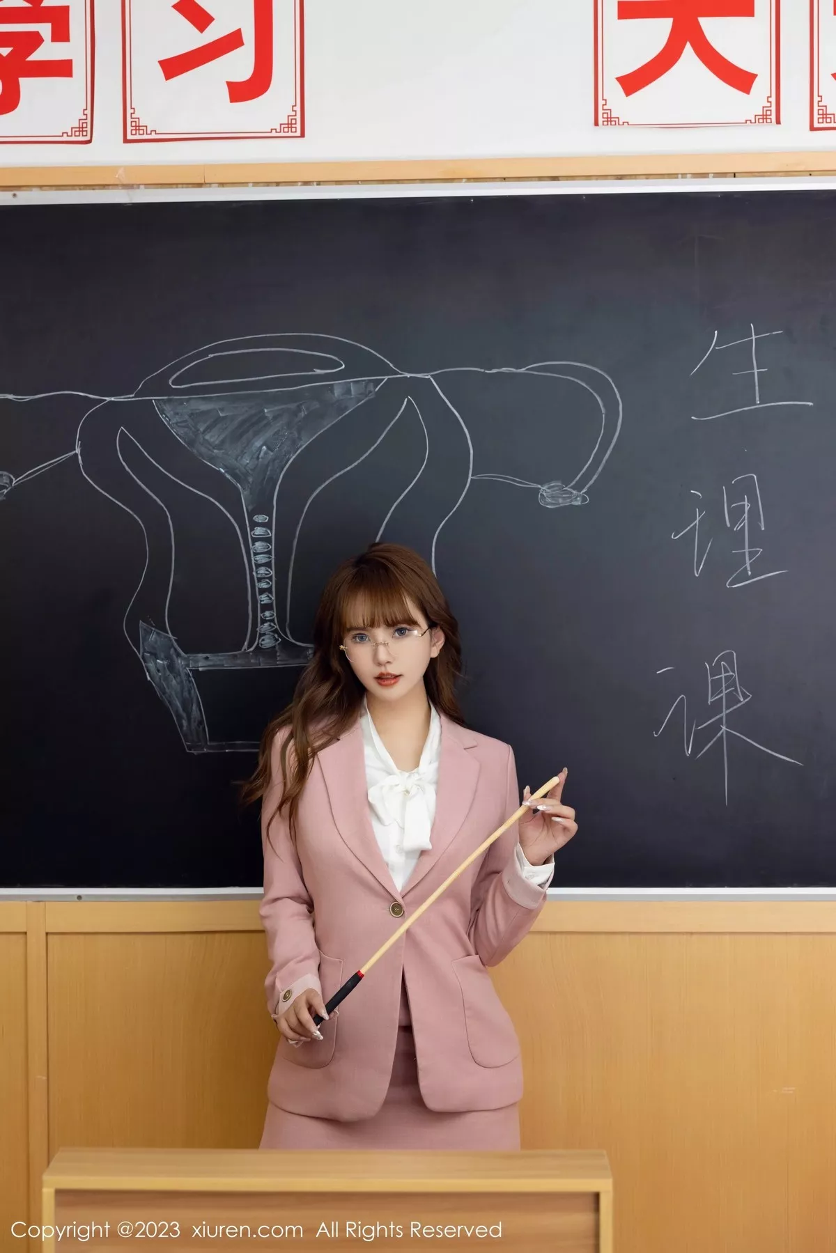 [XiuRen秀人网] 2023.04.28 No.6655 张思允Nice 制服丰腴 [93P] NO.1