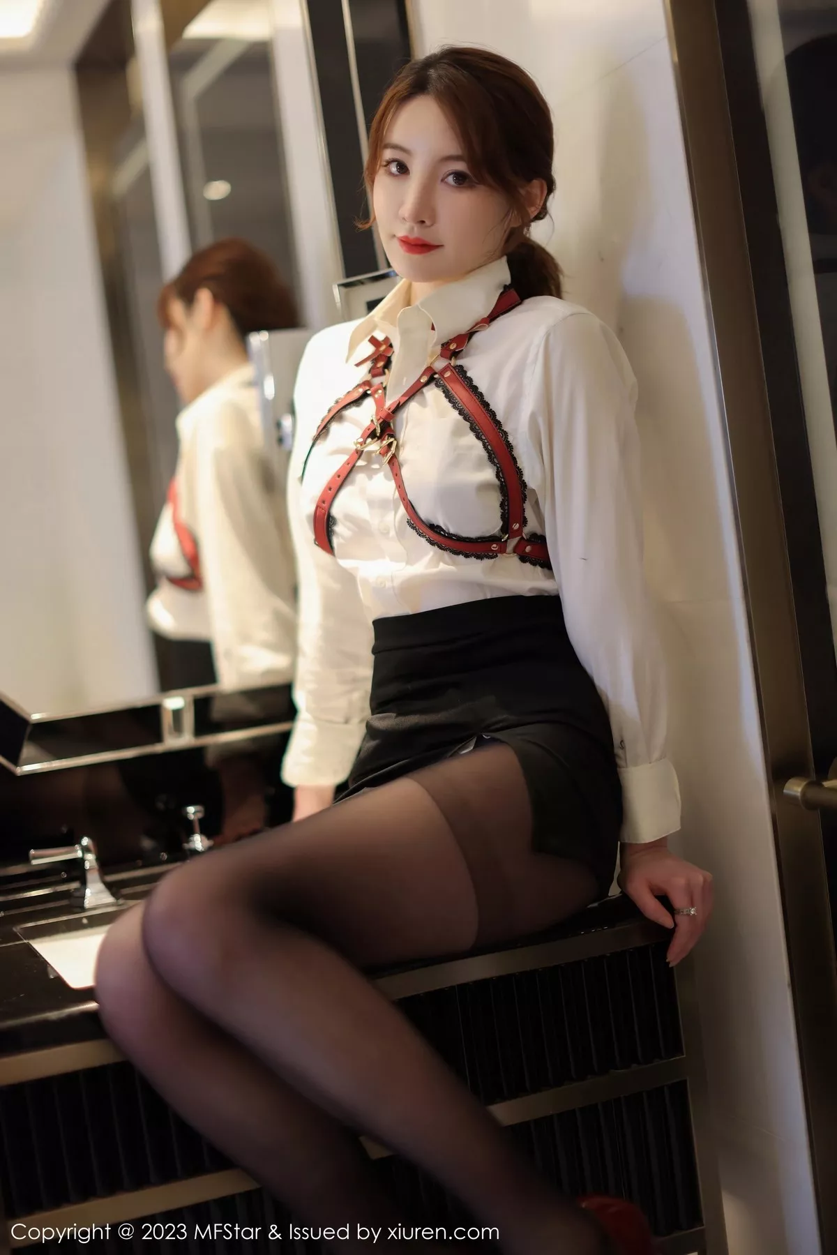 [MFStar模范学院] 2023.05.04 VOL.615 yoo优优 黑丝美臀 [50P] NO.5