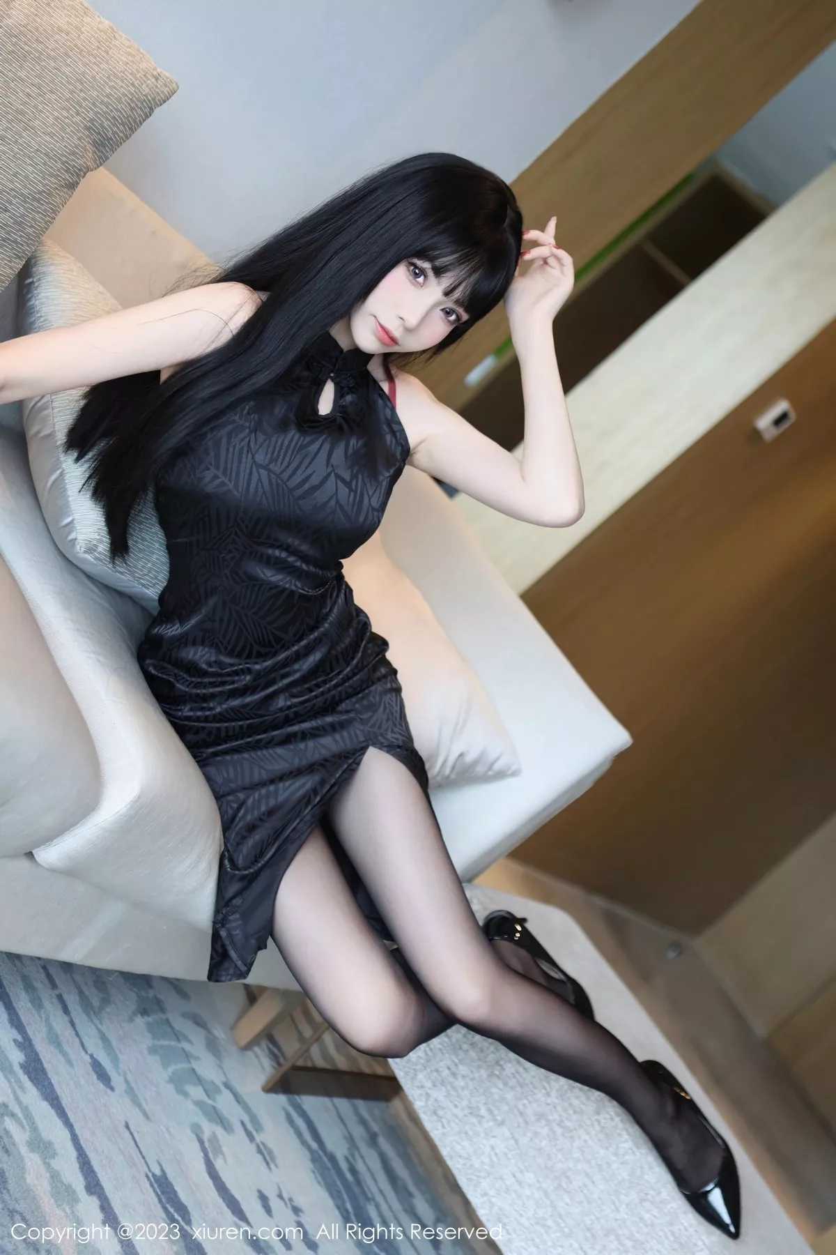 [XiuRen秀人网] 2023.05.04 No.6666 江七七 黑丝美腿 [86P] NO.11