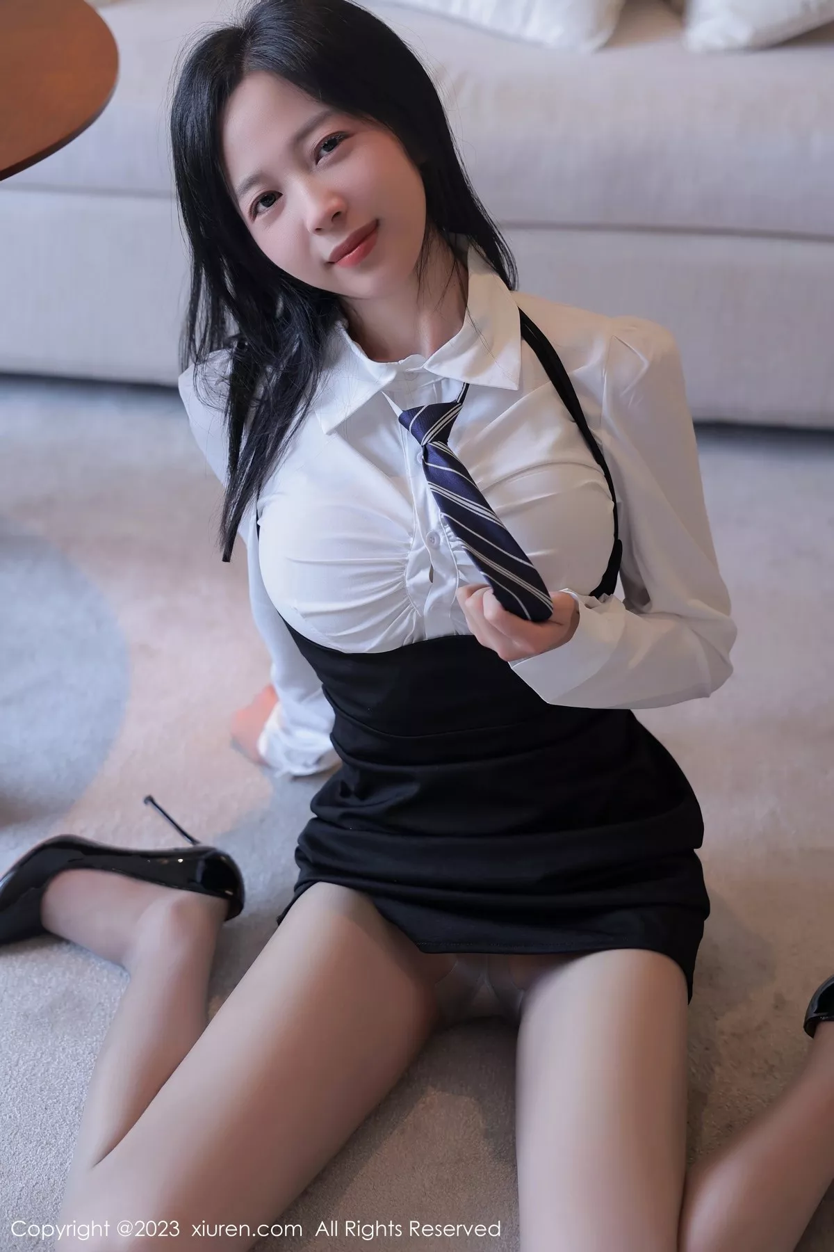 [XiuRen秀人网] 2023.05.05 No.6675 茜茜Kimi 美腿短裙 [65P] NO.10