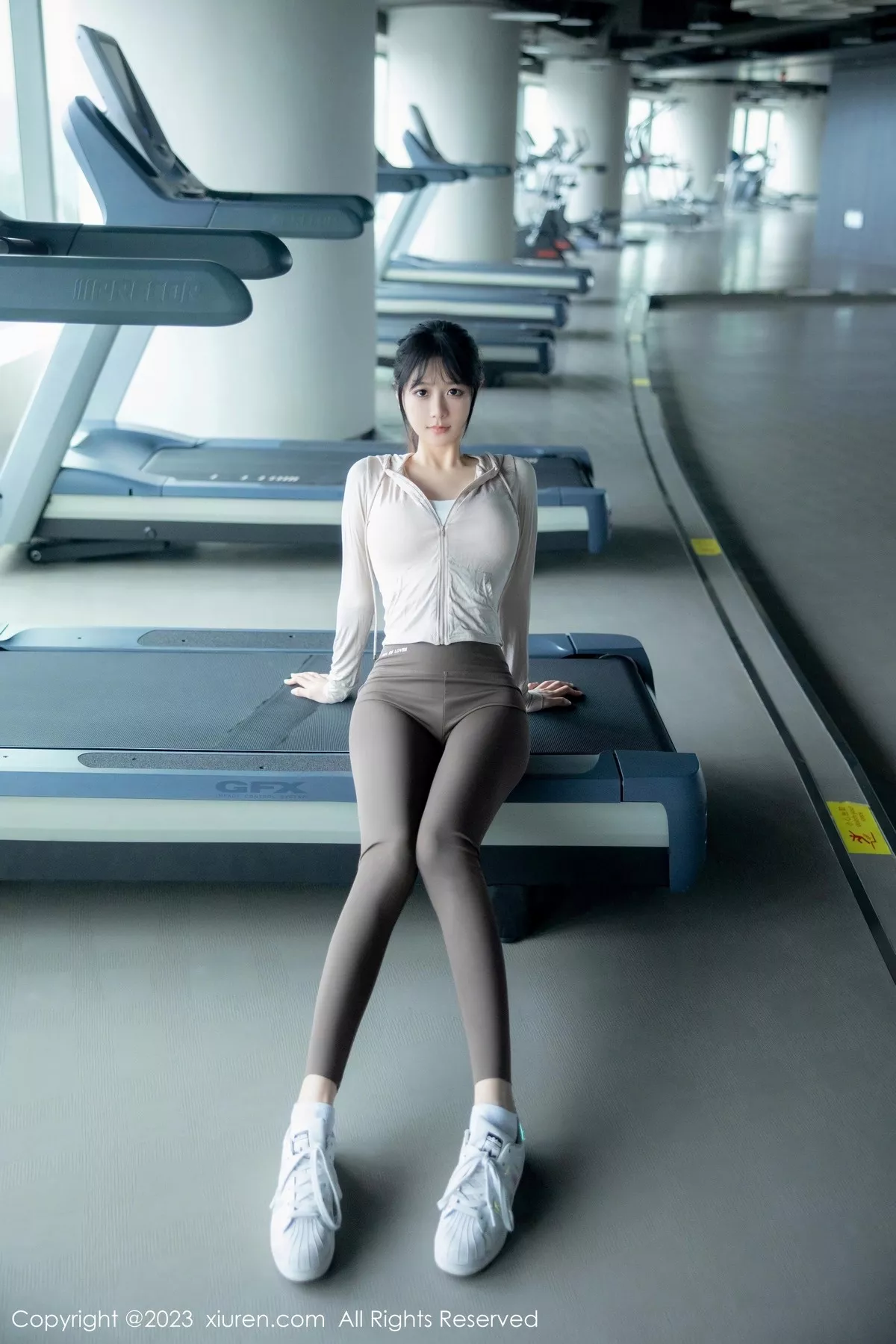 [XiuRen秀人网] 2023.05.05 No.6683 幼幼 健身美腿 [99P] NO.10