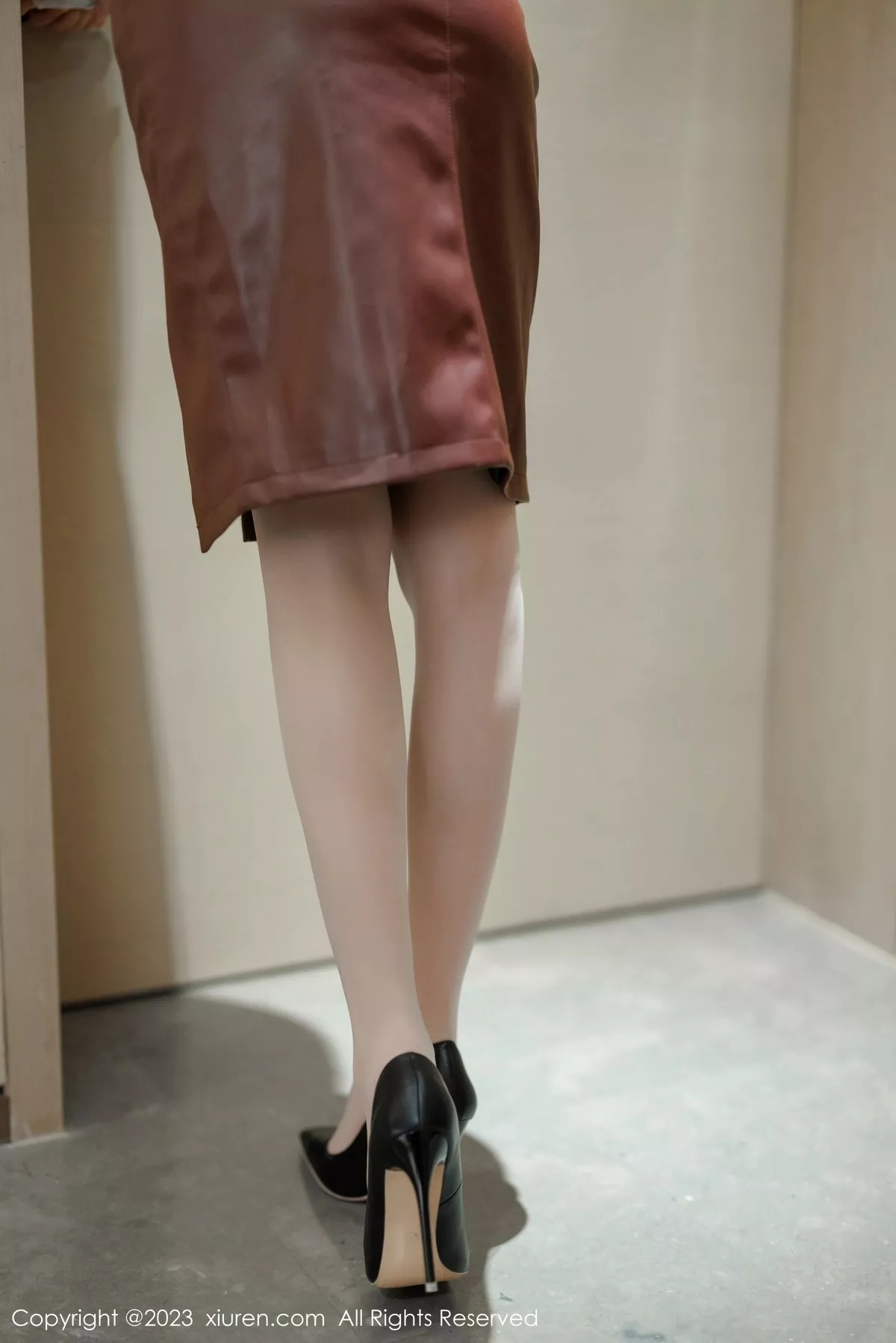 [XiuRen秀人网] 2023.05.08 No.6693 杨可可coco 短裙美臀 [63P] NO.8