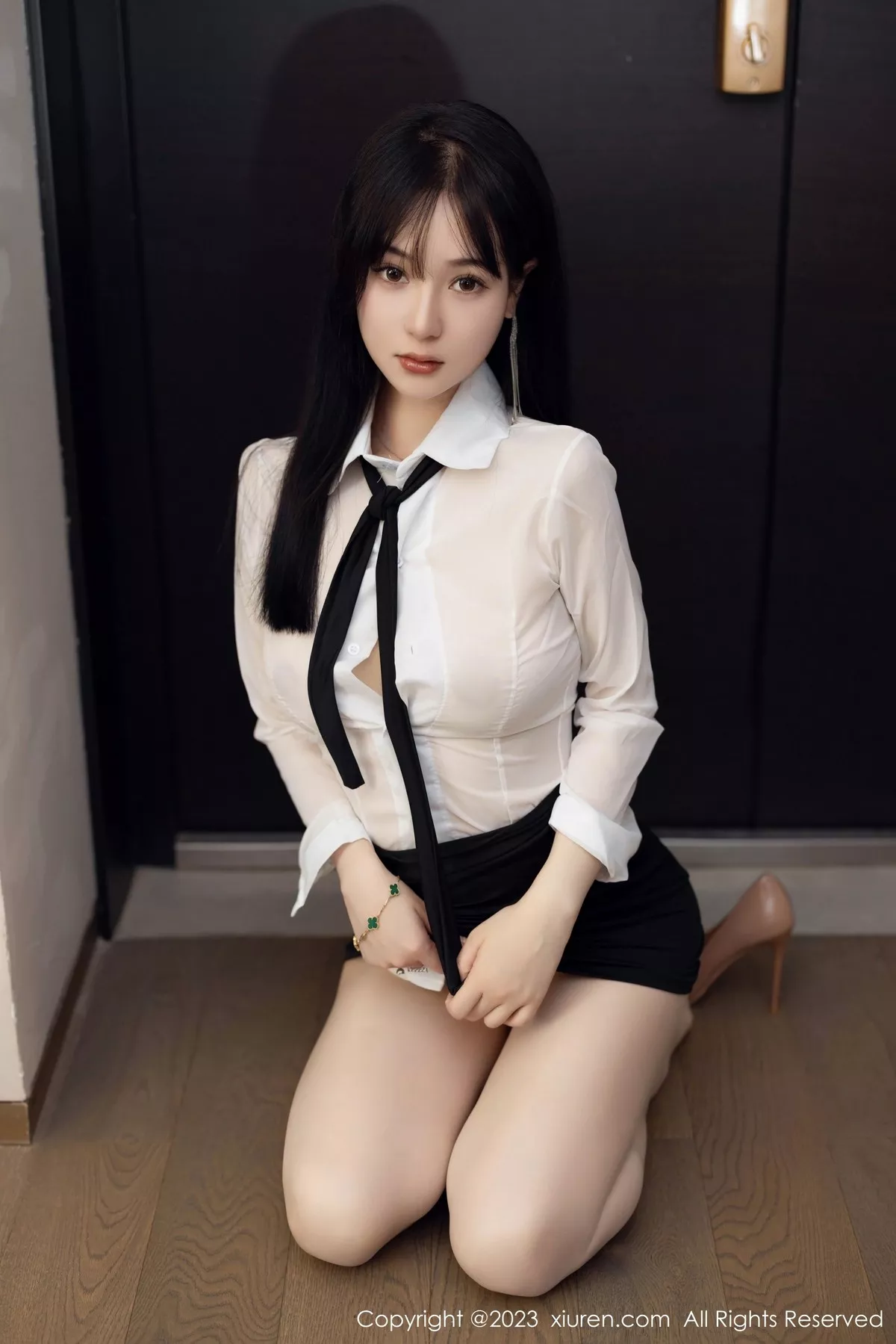 [XiuRen秀人网] 2023.05.10 No.6710 柚琪Rich 新人美臀 [74P] NO.2