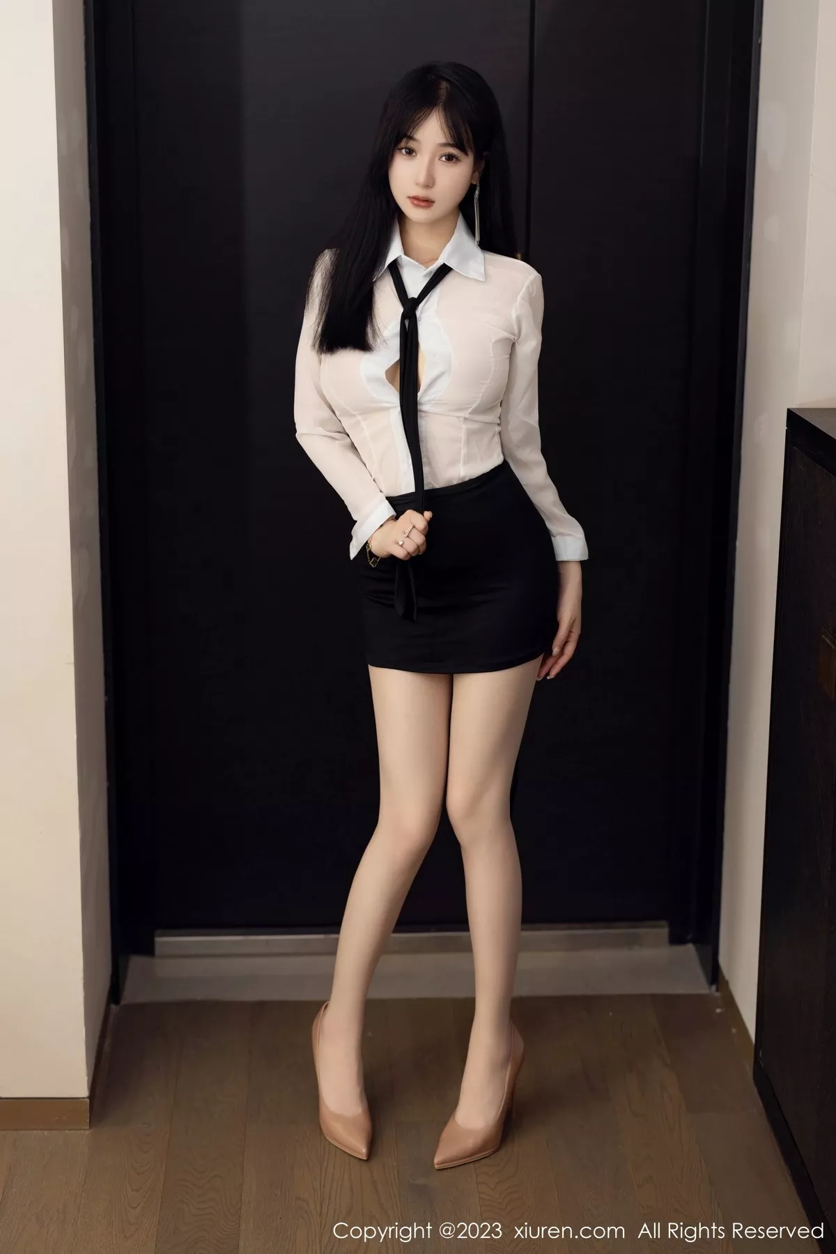 [XiuRen秀人网] 2023.05.10 No.6710 柚琪Rich 新人美臀 [74P] NO.9