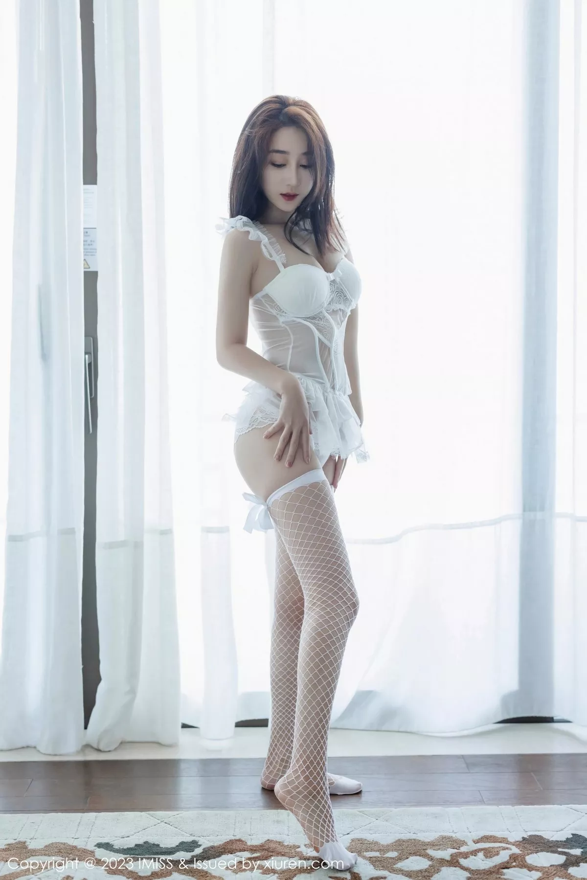 [IMISS爱蜜社] 2023.05.11 VOL.733 九月生__ 美腿丝袜 [40P] NO.2