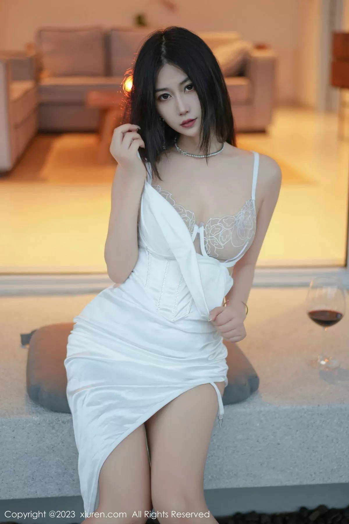[XiuRen秀人网] 2023.05.12 No.6729 laura阿姣 妩媚美腿 [66P] NO.8