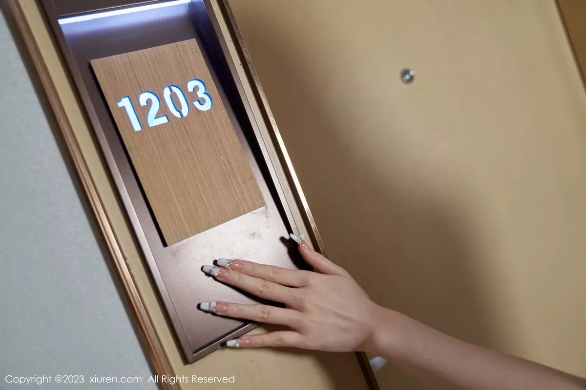 [XiuRen秀人网] 2023.05.12 No.6731 周于希Sally 牛仔裤美臀 [97P] NO.9