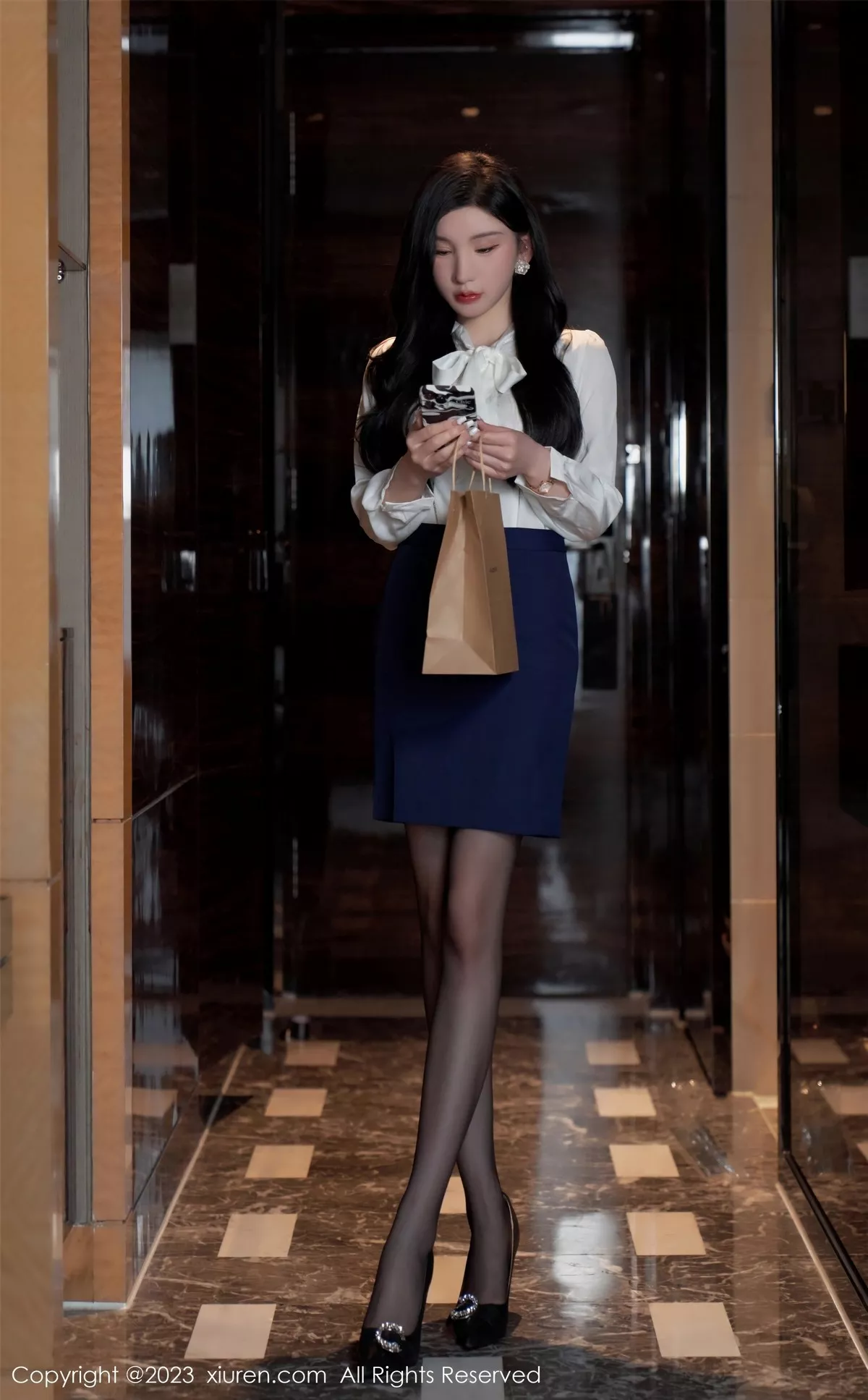 [XiuRen秀人网] 2023.04.21 No.6614 周于希Sally 黑丝美臀 [82P] NO.8