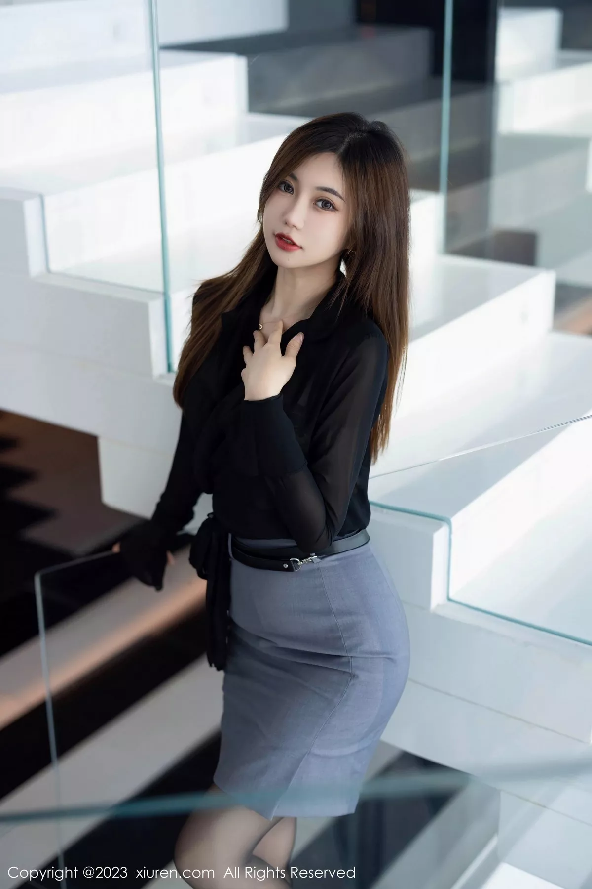 [XiuRen秀人网] 2023.05.19 No.6770 绮里嘉ula 短裙黑丝 [93P] NO.6