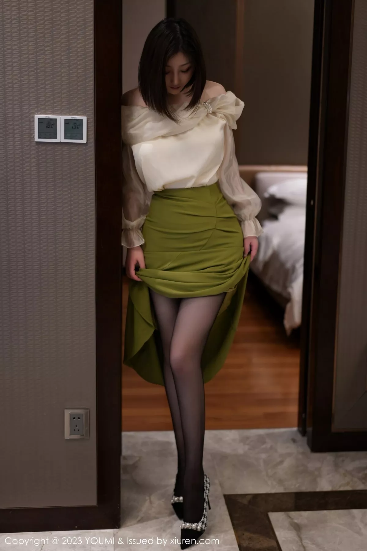 [YOUMI尤蜜荟] 2023.05.19 VOL.940 妲己_Toxic 黑丝短裙 [89P] NO.2