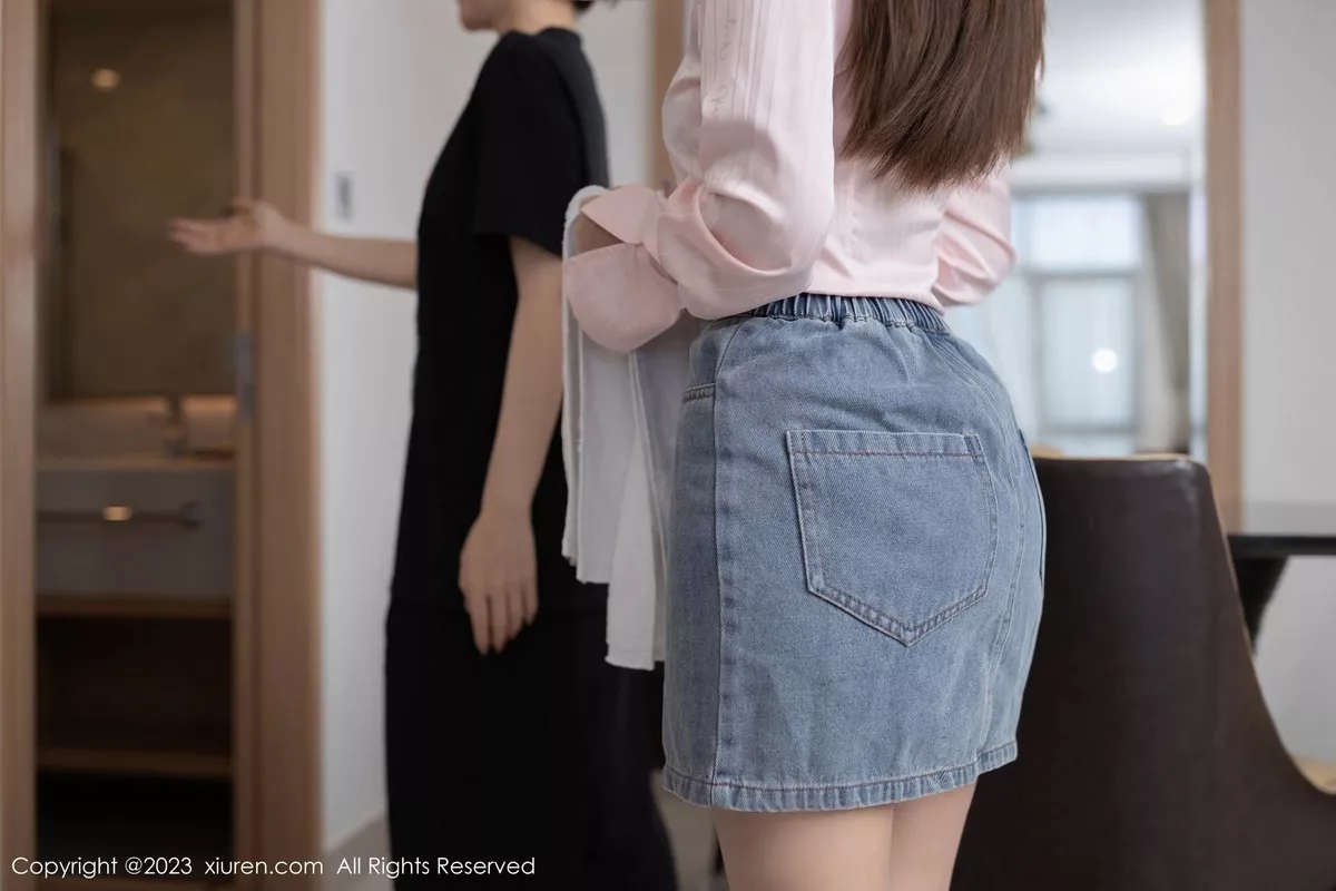 [XiuRen秀人网] 2023.05.31 No.6832 杏子Yada 短裙美腿 [79P] NO.4