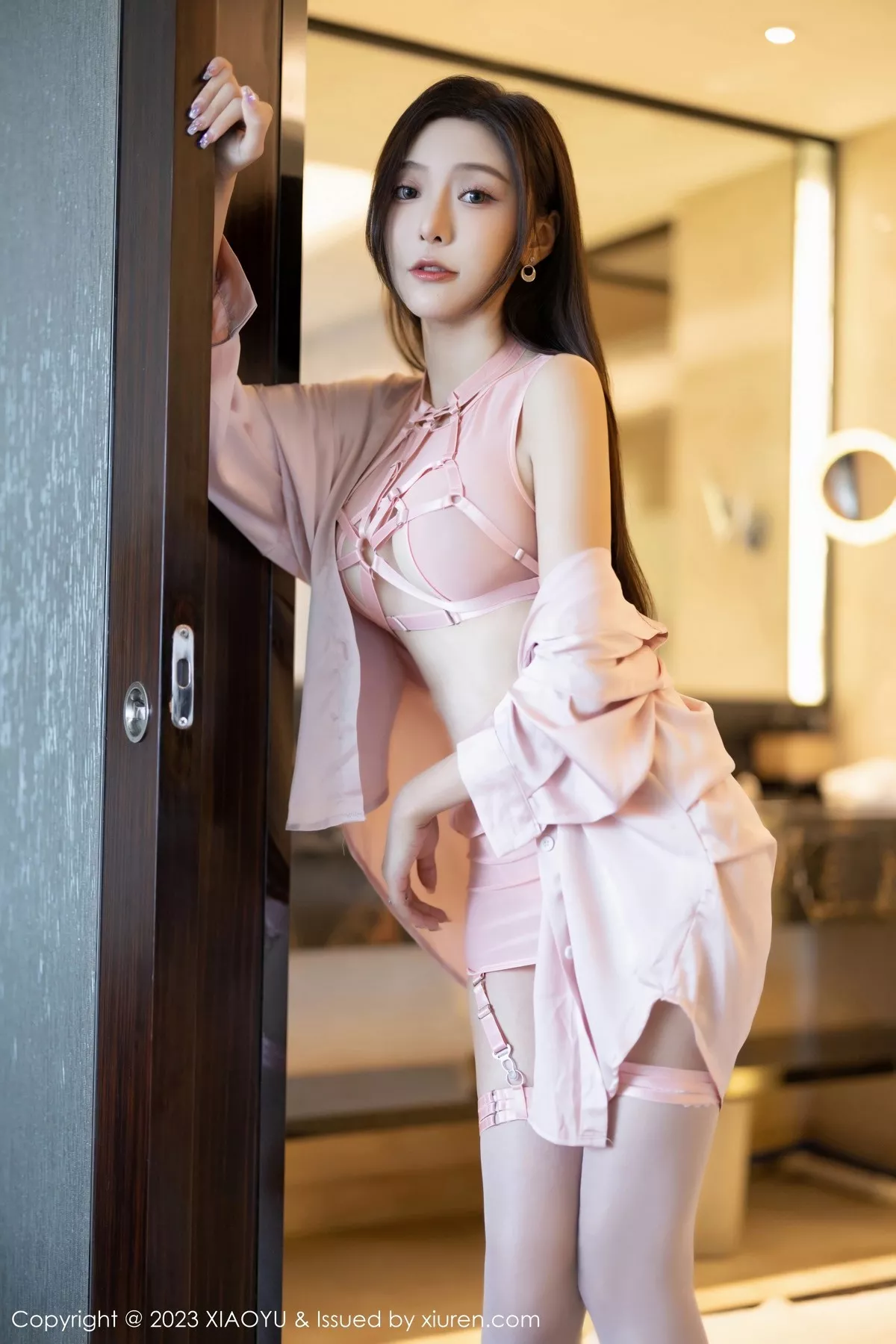 [XIAOYU语画界] 2023.06.01 VOL.1040 王馨瑶yanni 妩媚美腿 [85P] NO.3