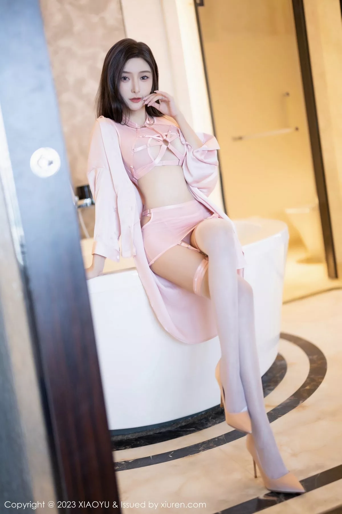 [XIAOYU语画界] 2023.06.01 VOL.1040 王馨瑶yanni 妩媚美腿 [85P] NO.10