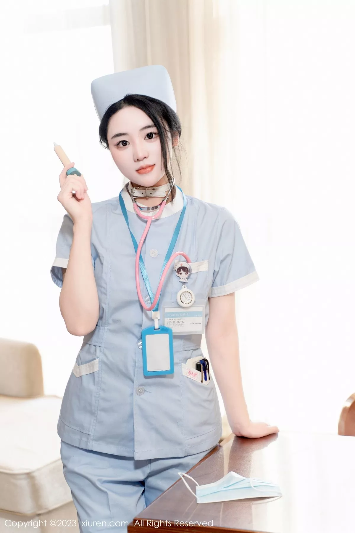 [XiuRen秀人网] 2023.06.07 No.6868 汐汐爱吃草莓 护士服美臀 [62P] NO.8