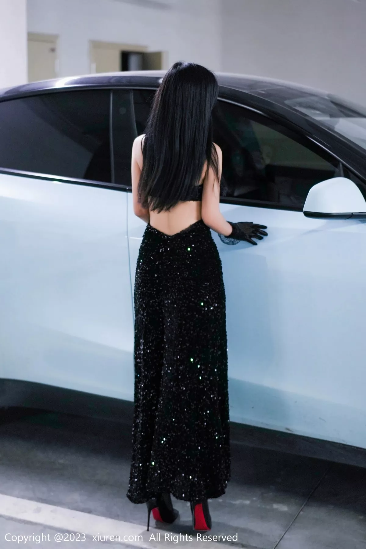 [XiuRen秀人网] 2023.06.08 No.6881 laura阿姣 美腿黑丝 [69P] NO.1