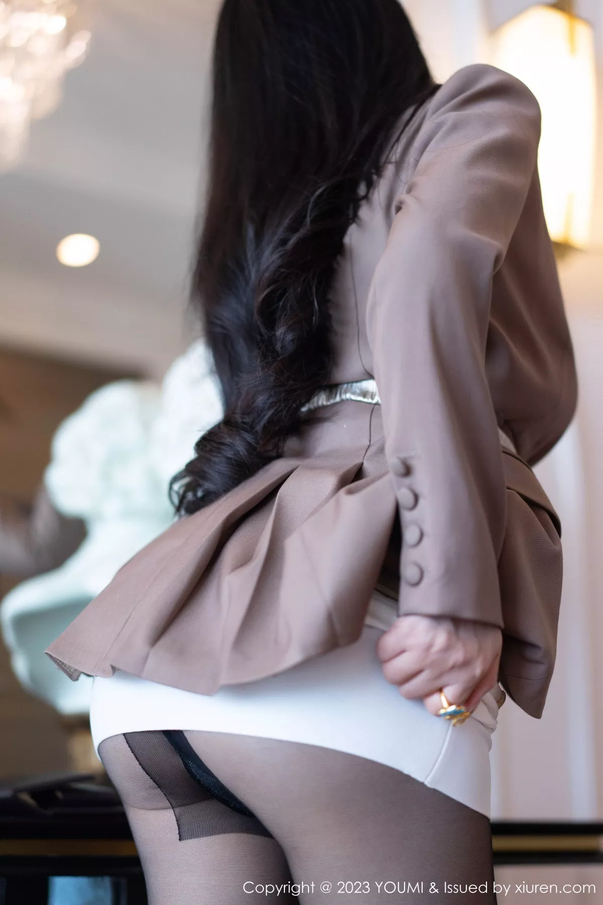 [YOUMI尤蜜荟] 2023.06.12 VOL.950 允爾 短裙美臀 [73P] NO.11