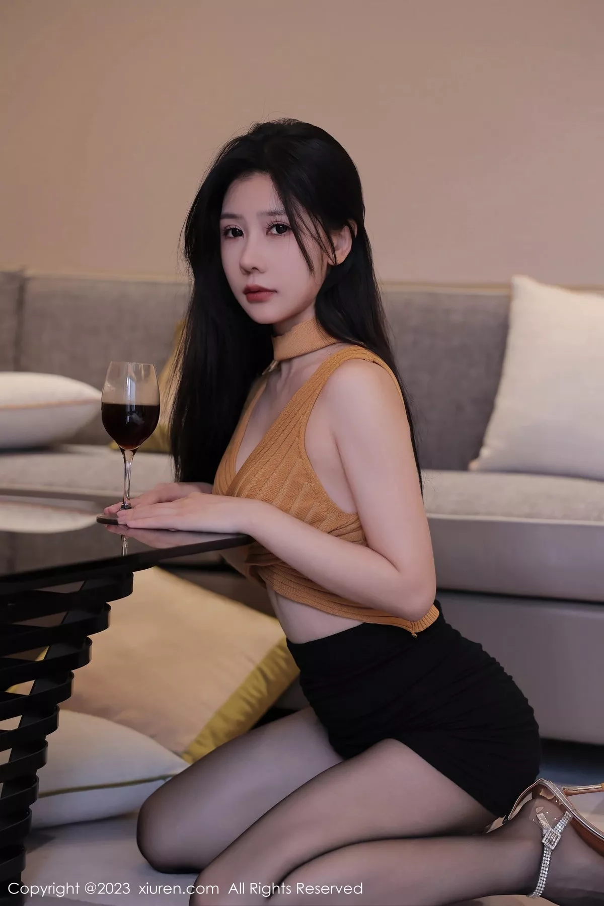 [XiuRen秀人网] 2023.06.15 No.6920 尹甜甜 黑丝美腿 [82P] NO.2