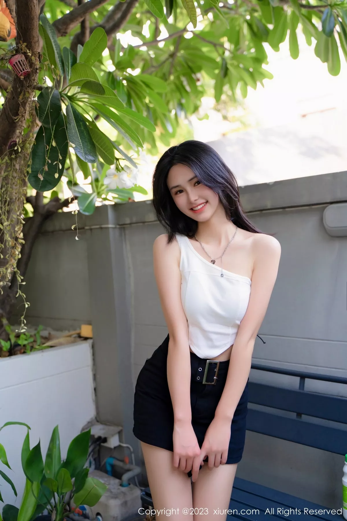 [XiuRen秀人网] 2023.05.25 No.6798 艾希儿 清爽美腿 [62P] NO.1