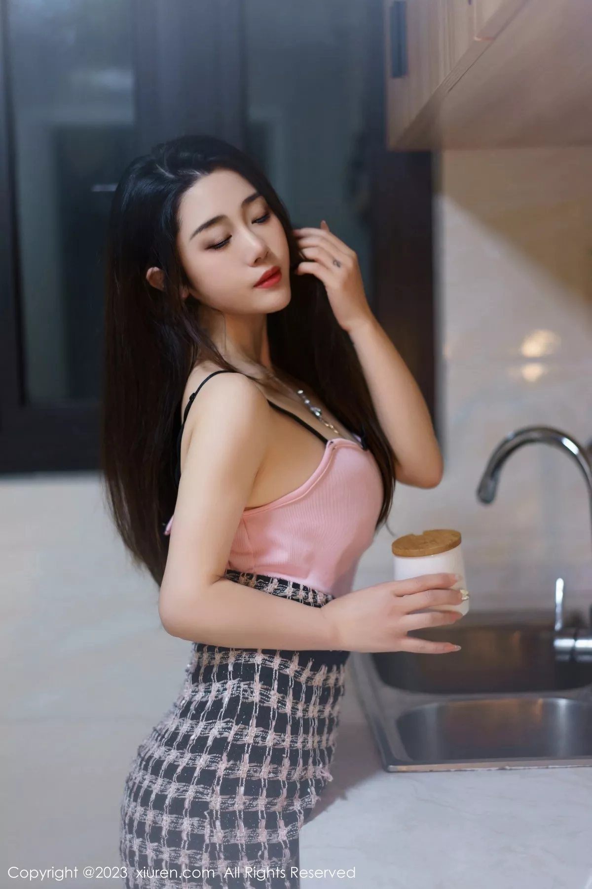 [XiuRen秀人网] 2023.05.25 No.6799 严利娅Yuliya 丰腴美臀 [67P] NO.3