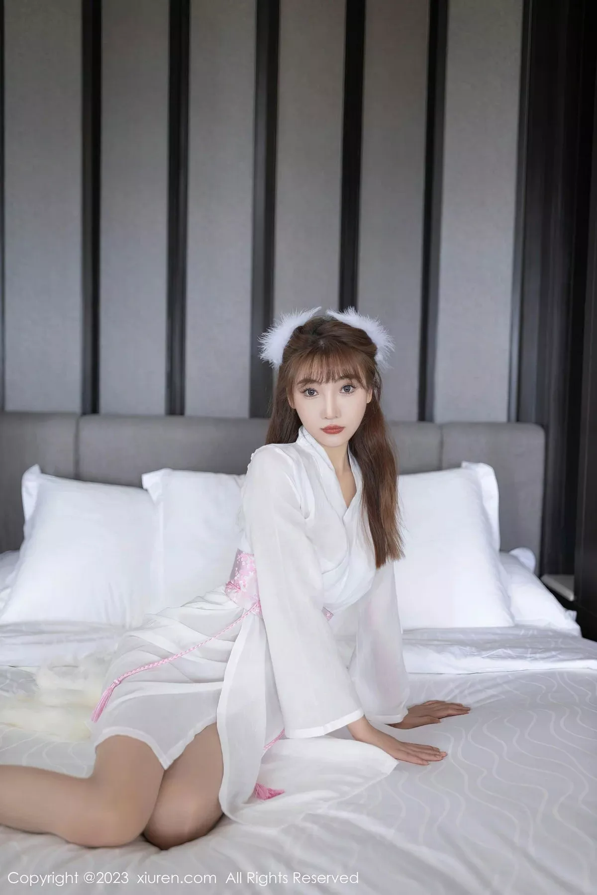 [XiuRen秀人网] 2023.06.29 No.6999 陆萱萱 丝袜美腿 [80P] NO.6