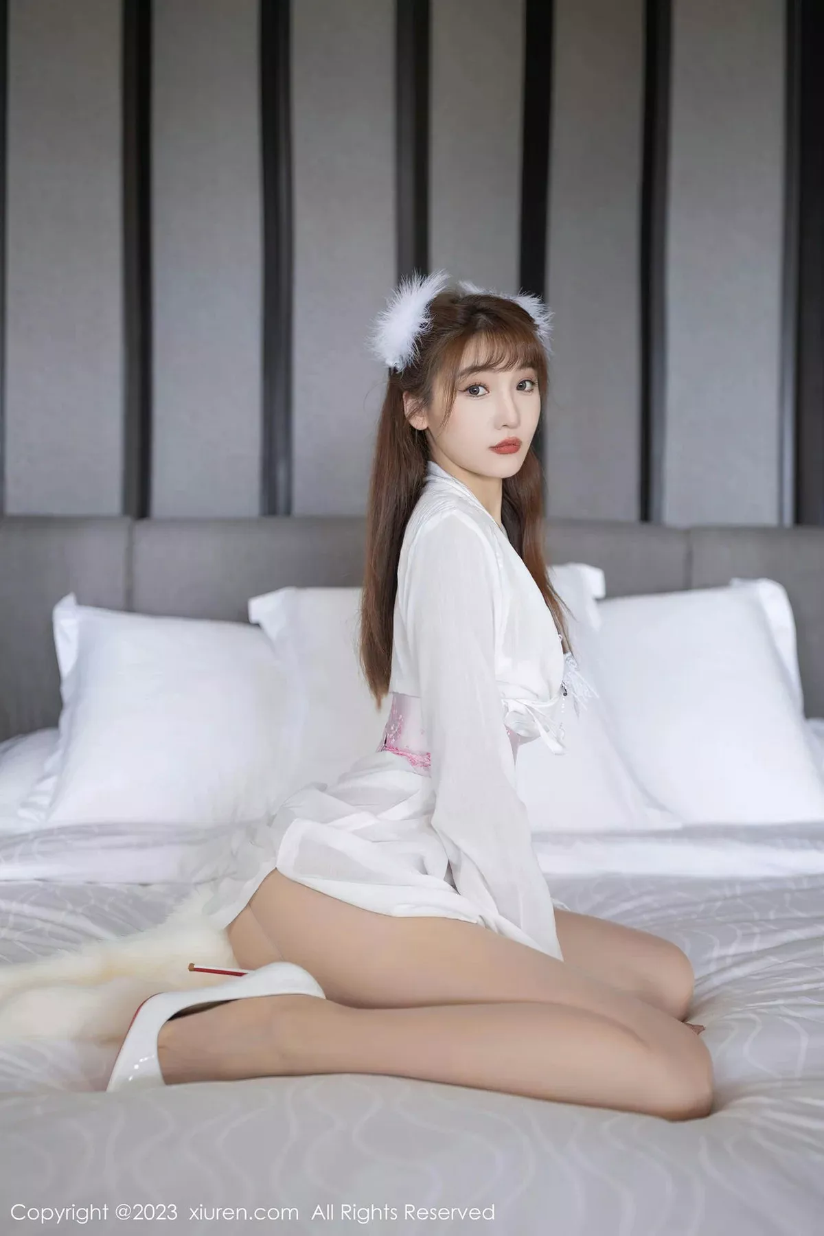 [XiuRen秀人网] 2023.06.29 No.6999 陆萱萱 丝袜美腿 [80P] NO.7