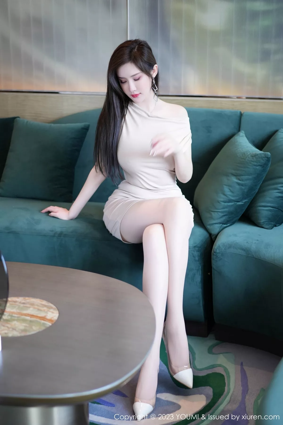 [YOUMI尤蜜荟] 2023.06.29 VOL.957 Carol周妍希 丰腴美臀 [80P] NO.1