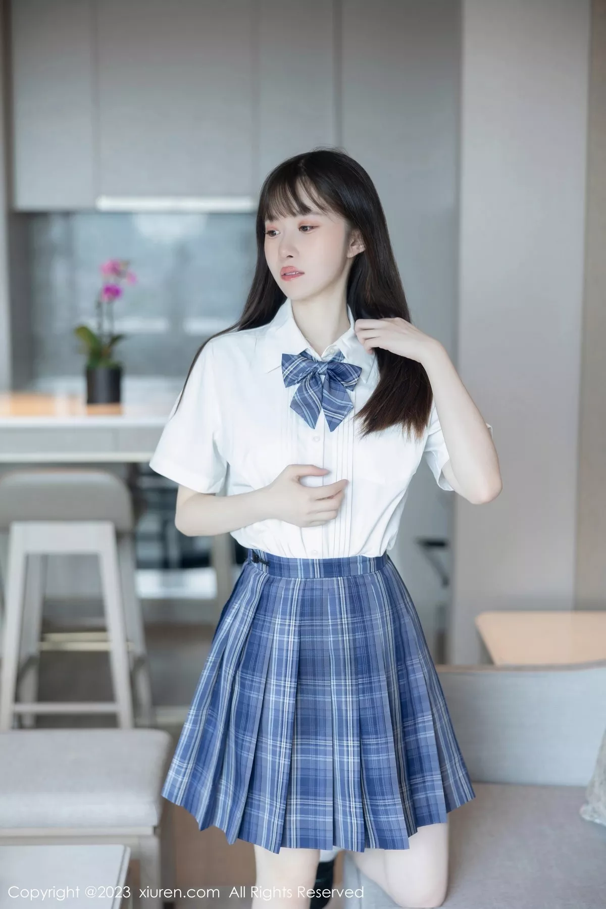 [XiuRen秀人网] 2023.06.29 No.6993 林悠悠 格子裙美腿 [103P] NO.3