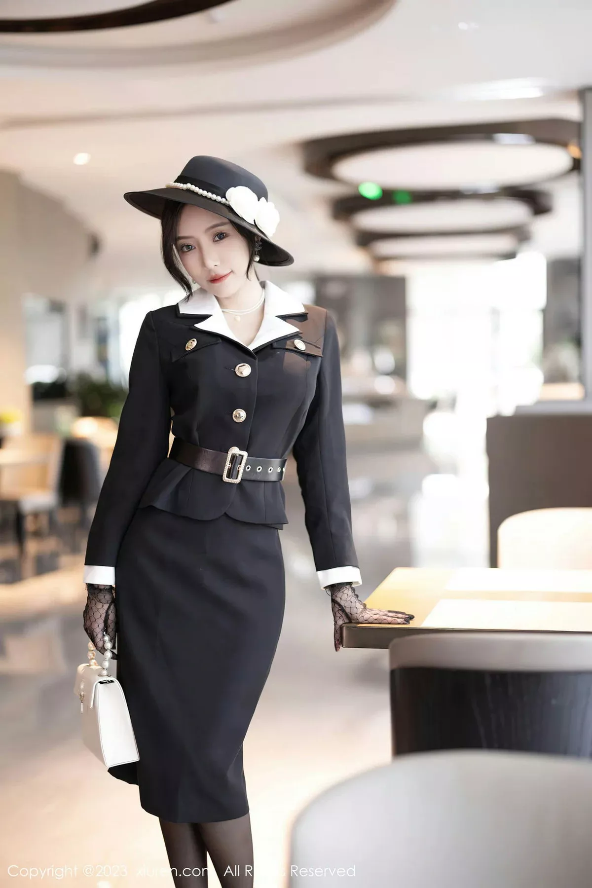 [XiuRen秀人网] 2023.07.07 No.7048 王馨瑶yanni 欧式文艺风 [81P] NO.4