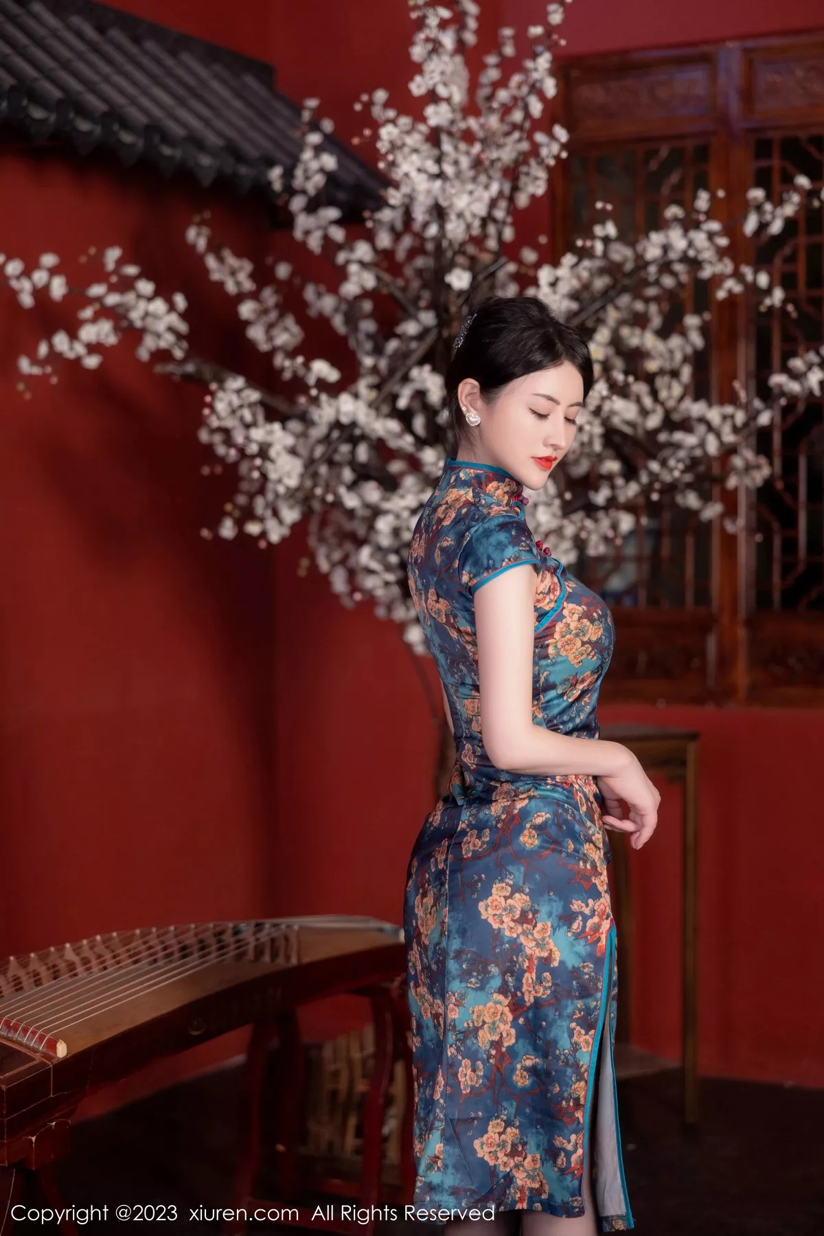 [XiuRen秀人网] 2023.07.10 No.7051 诗诗kiki 旗袍黑丝 [82P] NO.4