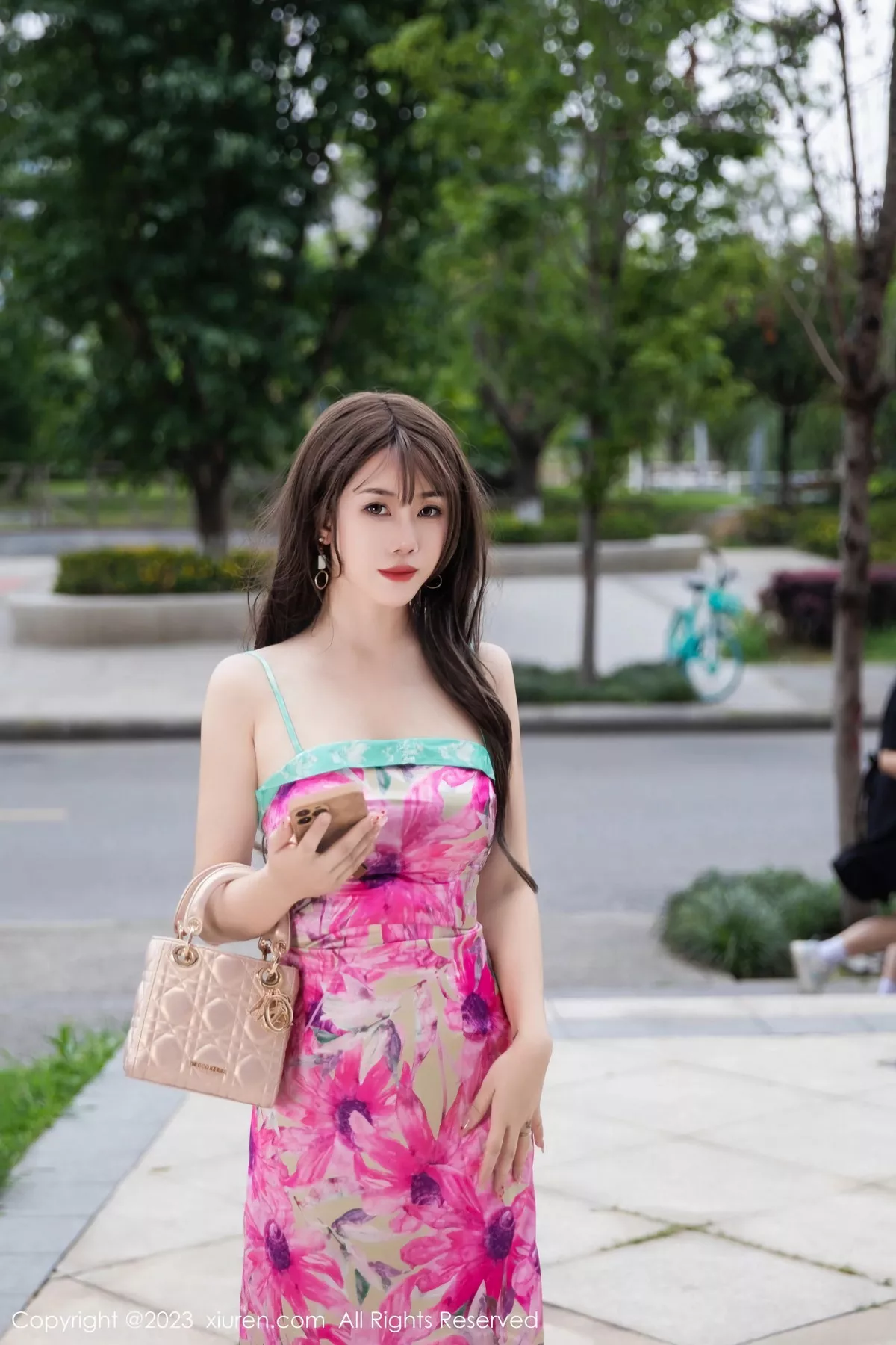 [XiuRen秀人网] 2023.07.12 No.7065 严利娅Yuliya 网红情人裙 [75P] NO.7