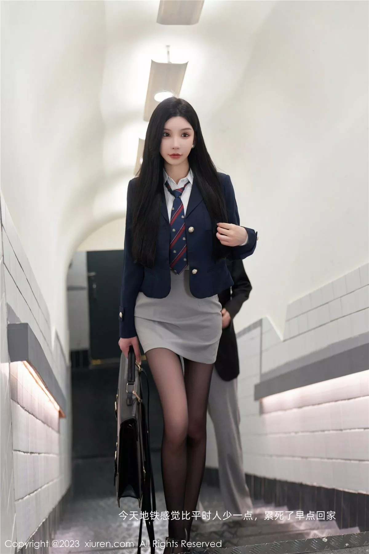 [XiuRen秀人网] 2023.07.14 No.7086 周于希Sally 制服短裙 [100P] NO.1