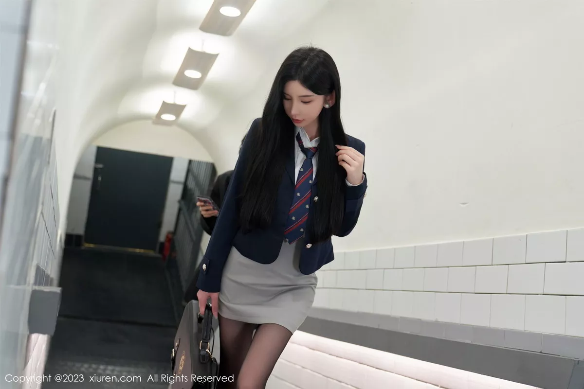 [XiuRen秀人网] 2023.07.14 No.7086 周于希Sally 制服短裙 [100P] NO.9