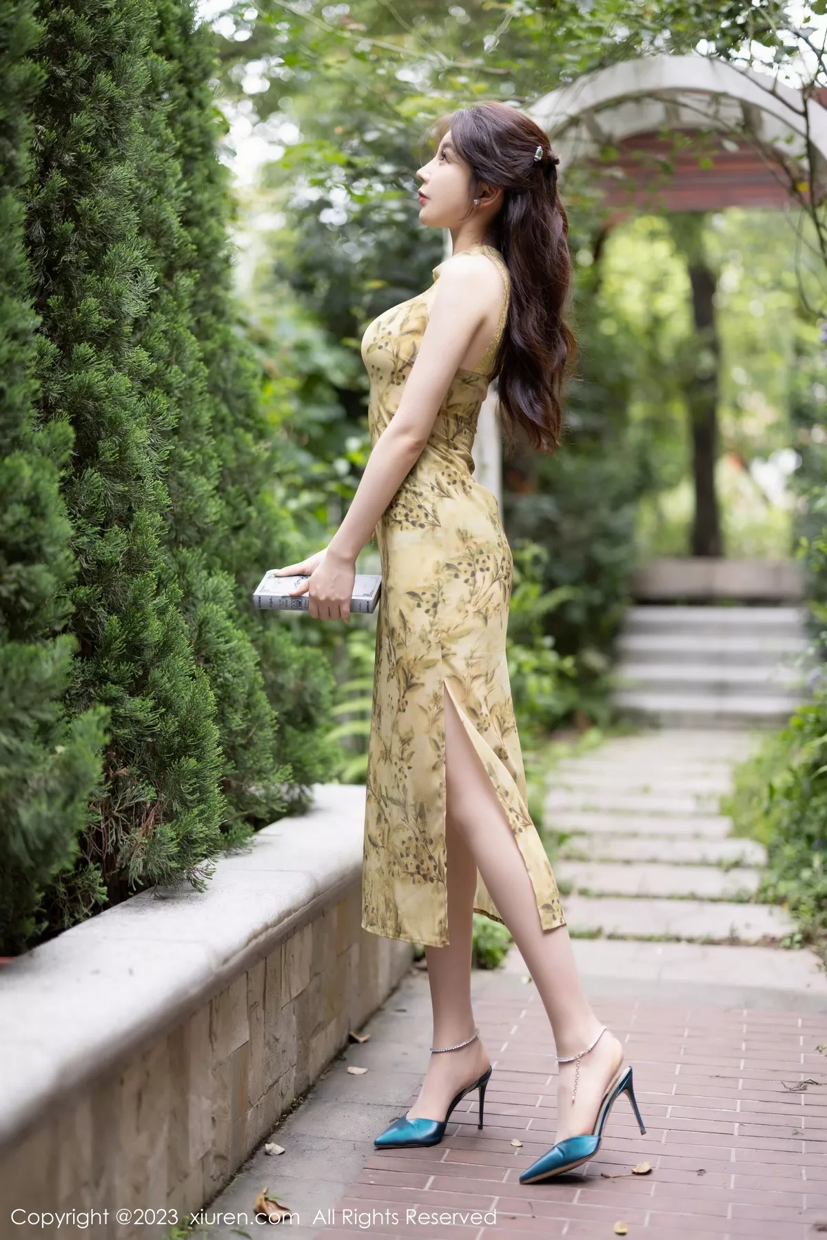 [XiuRen秀人网] 2023.07.14 No.7083 徐莉芝Booty 长裙美腿 [81P] NO.3