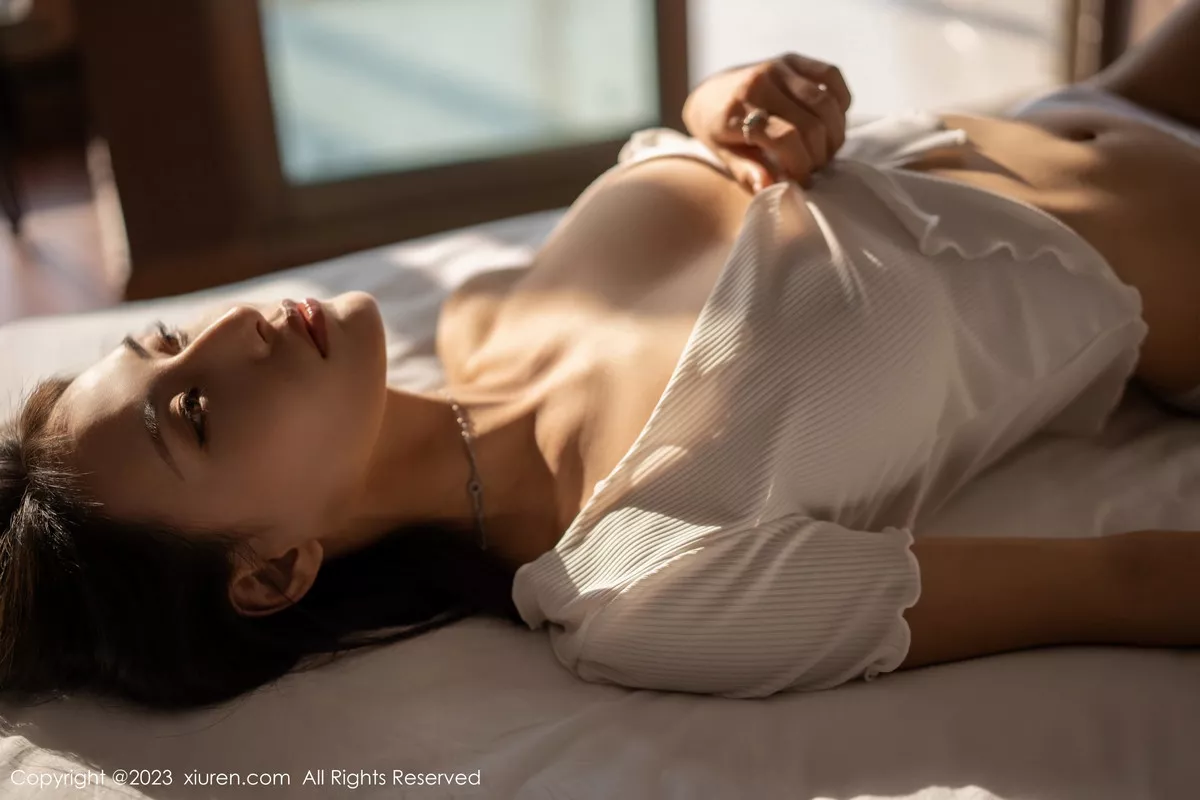 [XiuRen秀人网] 2023.07.17 No.7088 lingyu69 丰腴身姿 [82P] NO.6