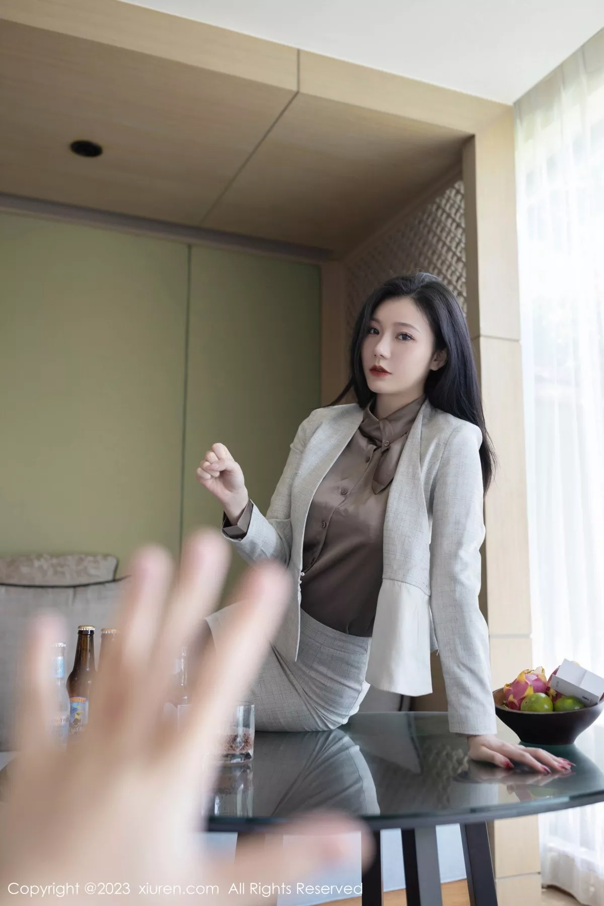 [XiuRen秀人网] 2023.06.20 No.6951 安然anran 短裙黑丝 [79P] NO.9