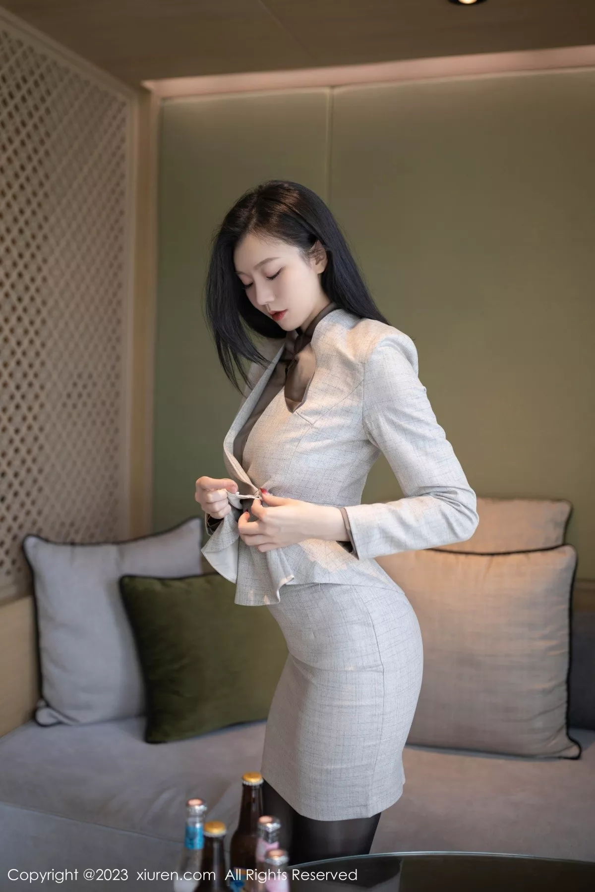 [XiuRen秀人网] 2023.06.20 No.6951 安然anran 短裙黑丝 [79P] NO.5