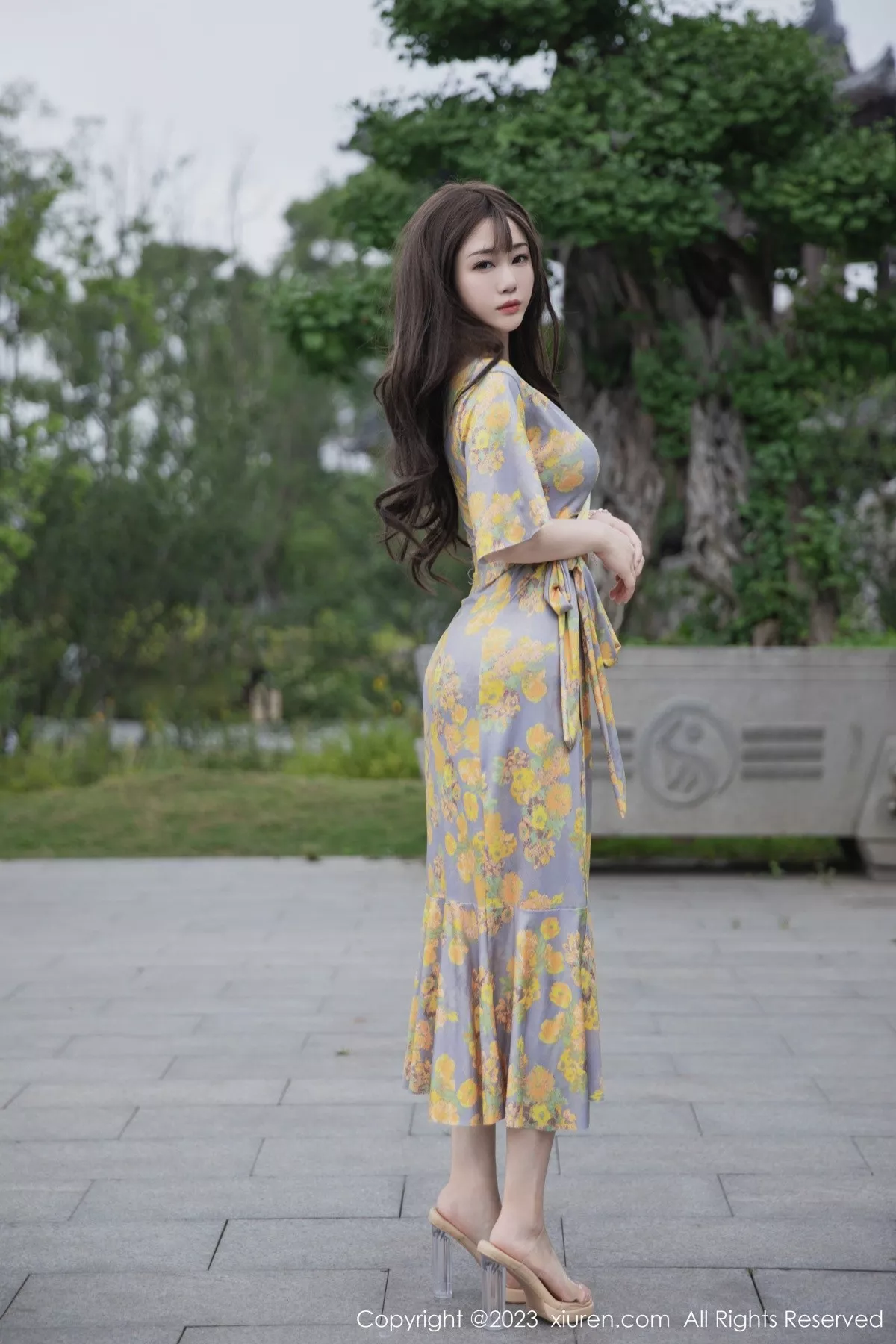 [XiuRen秀人网] 2023.06.20 No.6949 严利娅Yuliya 长裙美腿 [84P] NO.3