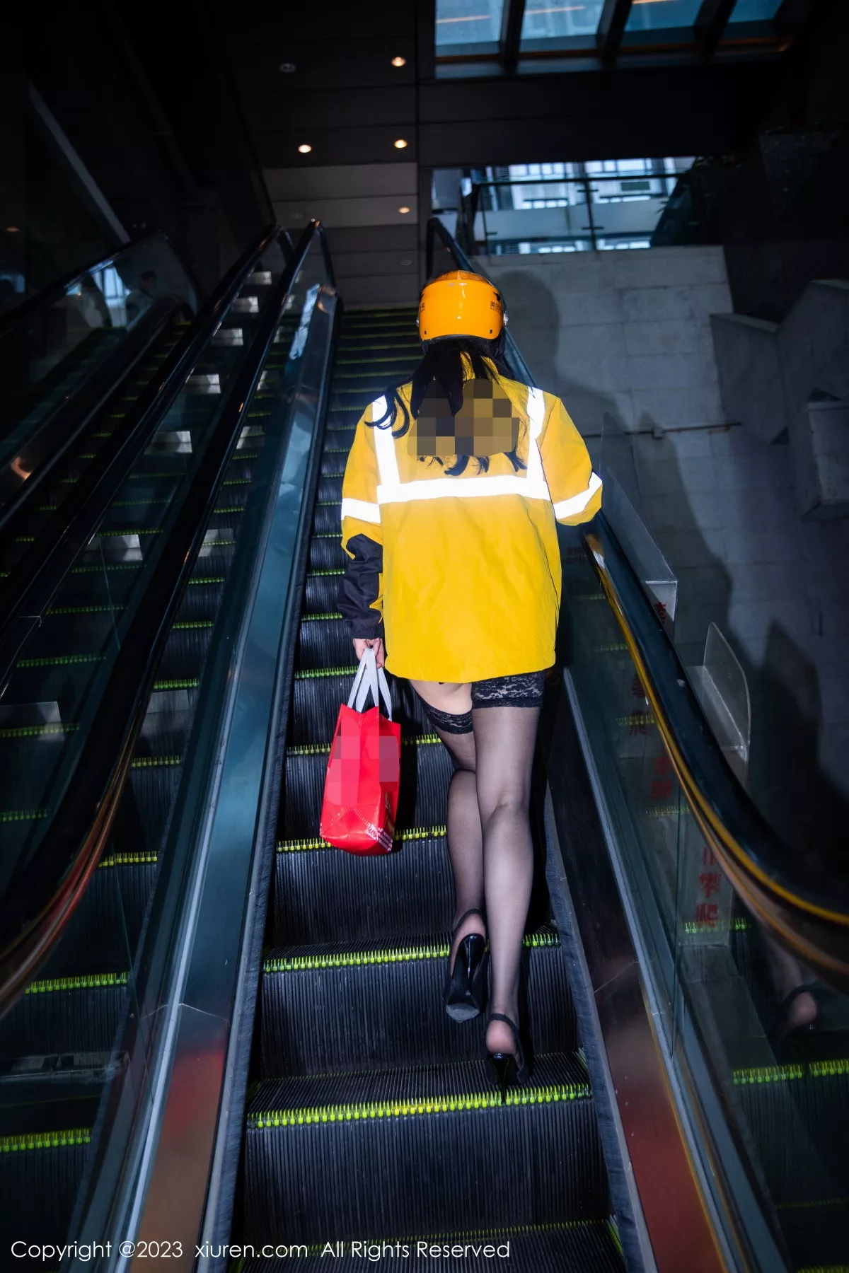 [XiuRen秀人网] 2023.07.18 No.7093 王婉悠Queen 情趣黑丝 [91P] NO.7