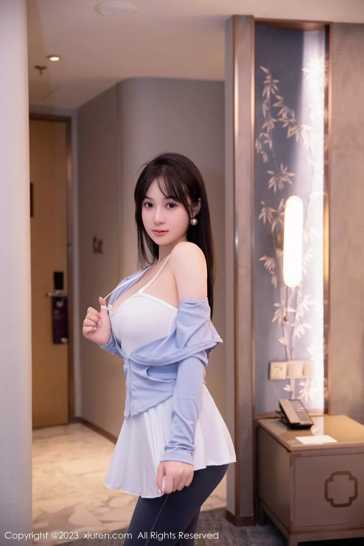 [XiuRen秀人网] 2023.06.25 No.6968 柚琪Rich 丰腴美臀 [83P] NO.6