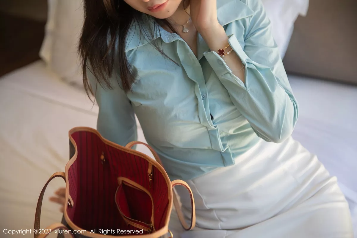 [XiuRen秀人网] 2023.07.28 No.7152 绮里嘉ula 短裙丝袜 [80P] NO.3