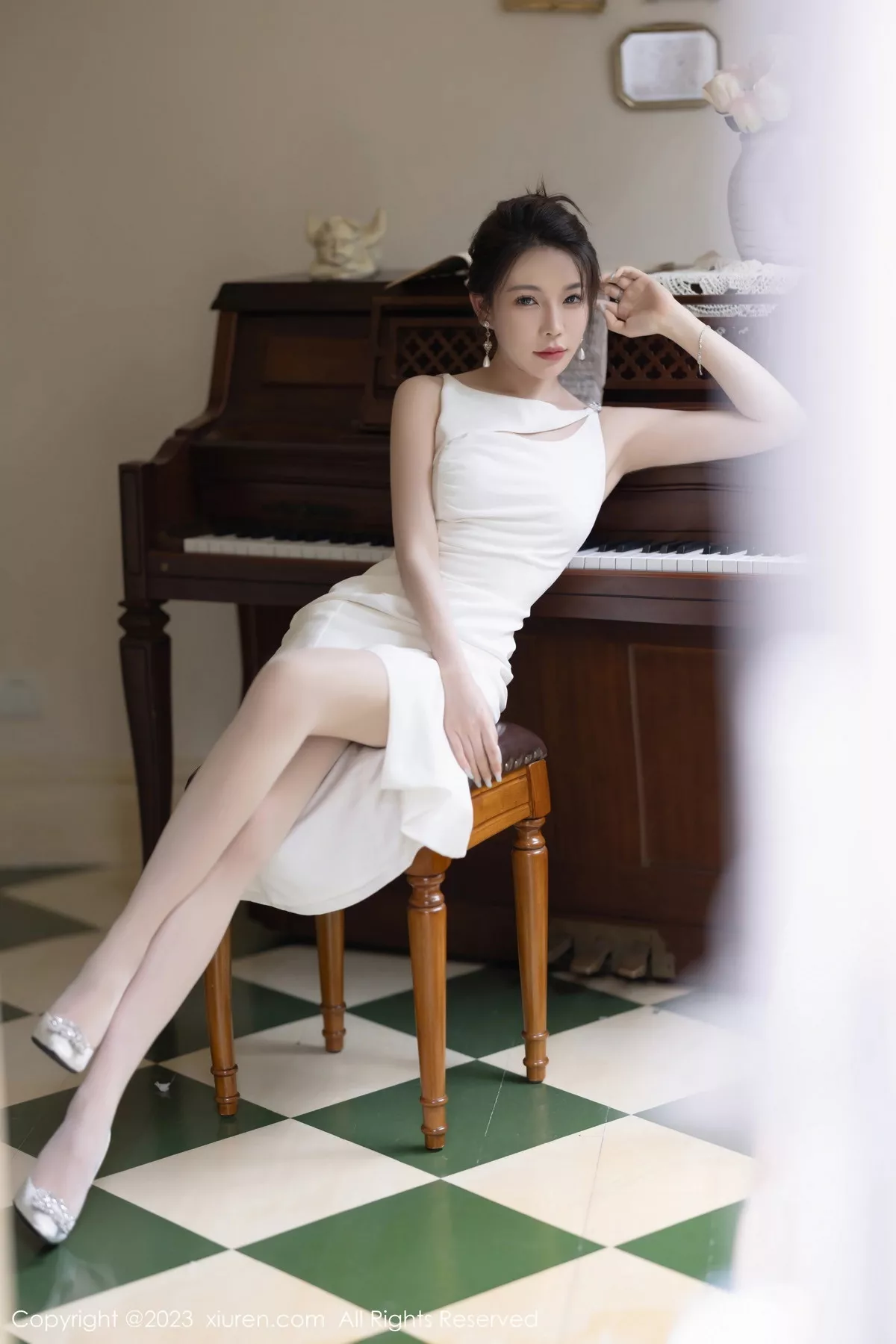 [XiuRen秀人网] 2023.07.28 No.7155 徐莉芝Booty 长裙美腿 [90P] NO.10