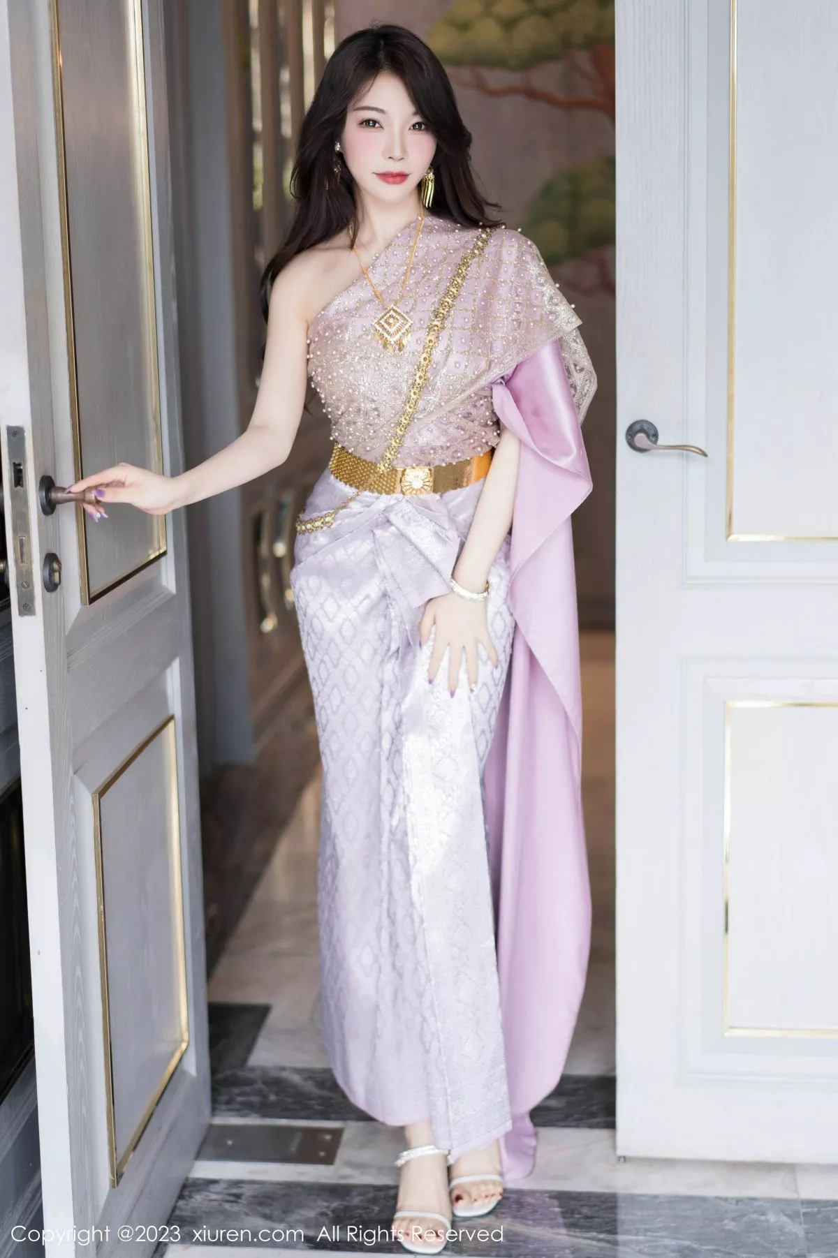 [XiuRen秀人网] 2023.07.31 No.7164 徐莉芝Booty 长裙美腿 [66P] NO.1