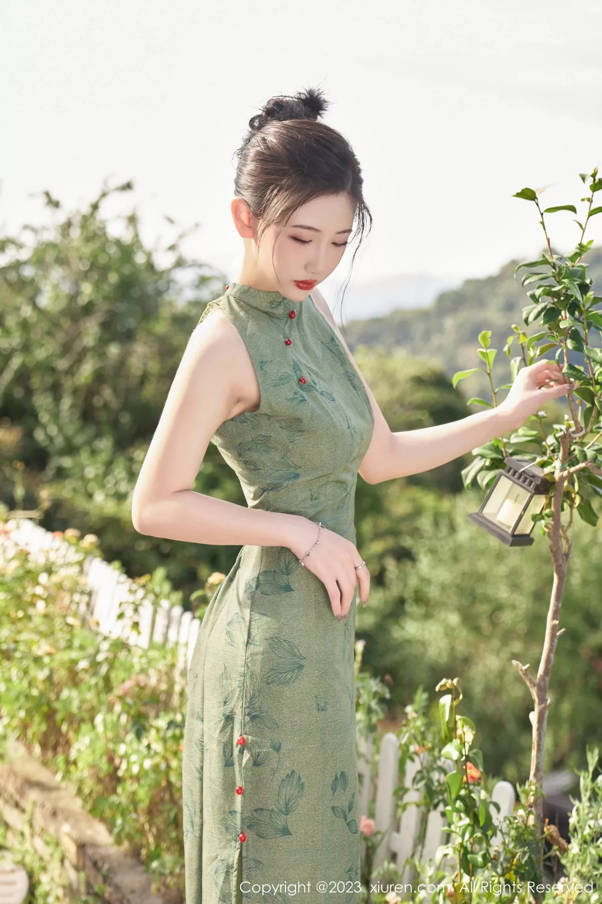 [XiuRen秀人网] 2023.08.03 No.7181 沈青黛 旗袍美腿 [98P] NO.10