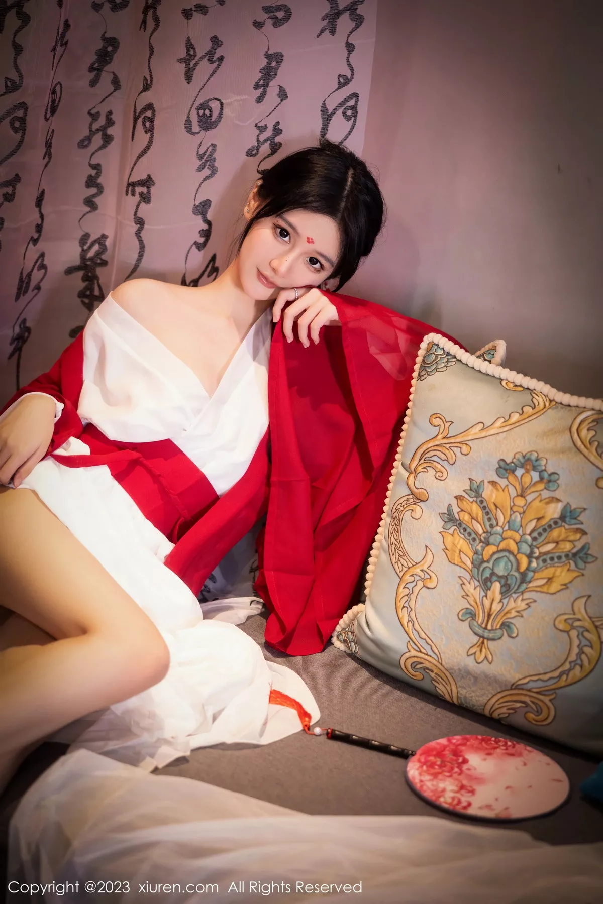 [XiuRen秀人网] 2023.08.04 No.7192 幼幼 古装美腿 [92P] NO.8