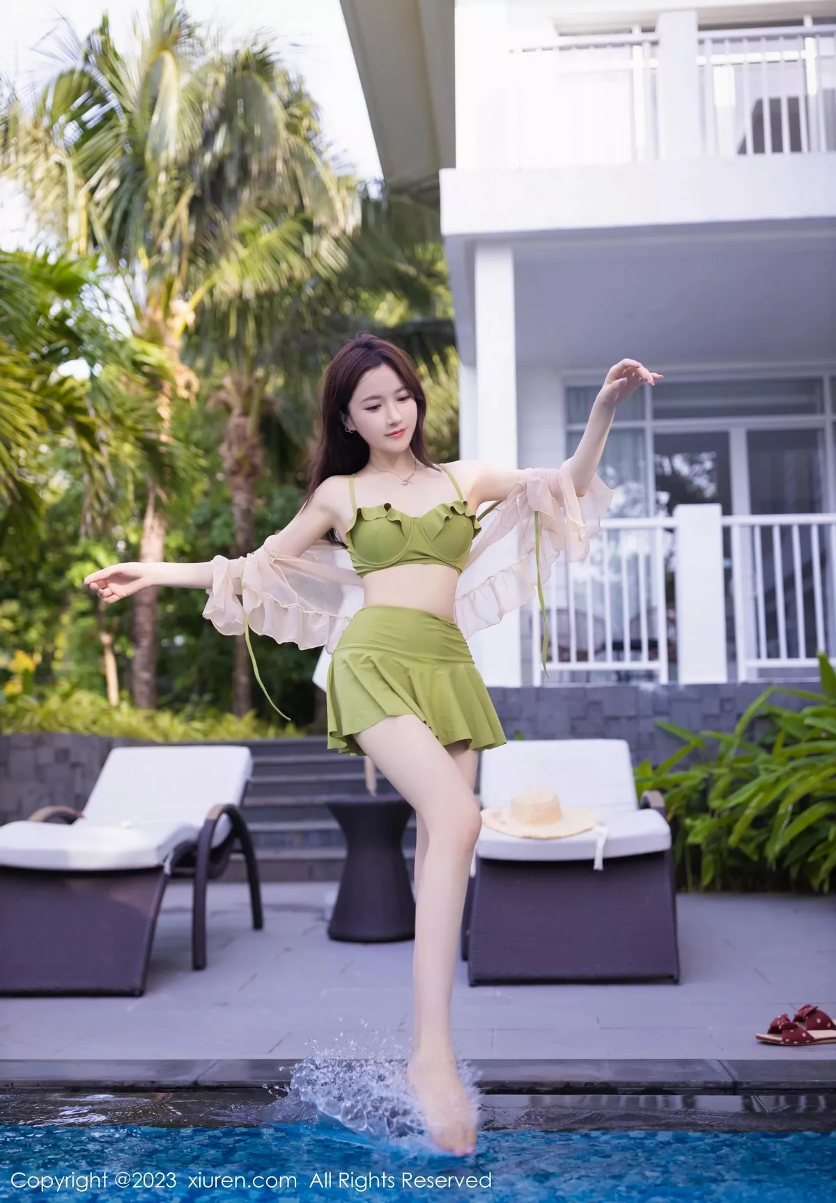 [XiuRen秀人网] 2023.08.04 No.7189 鱼子酱Fish 户外美腿 [80P] NO.10