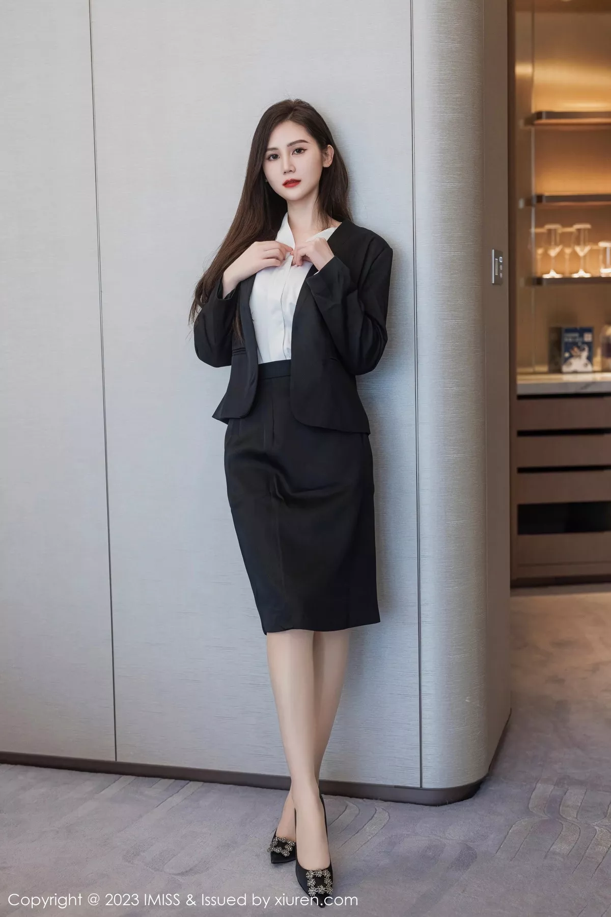 [IMISS爱蜜社] 2023.08.07 VOL.739 SISY思 OL美腿 [47P] NO.6