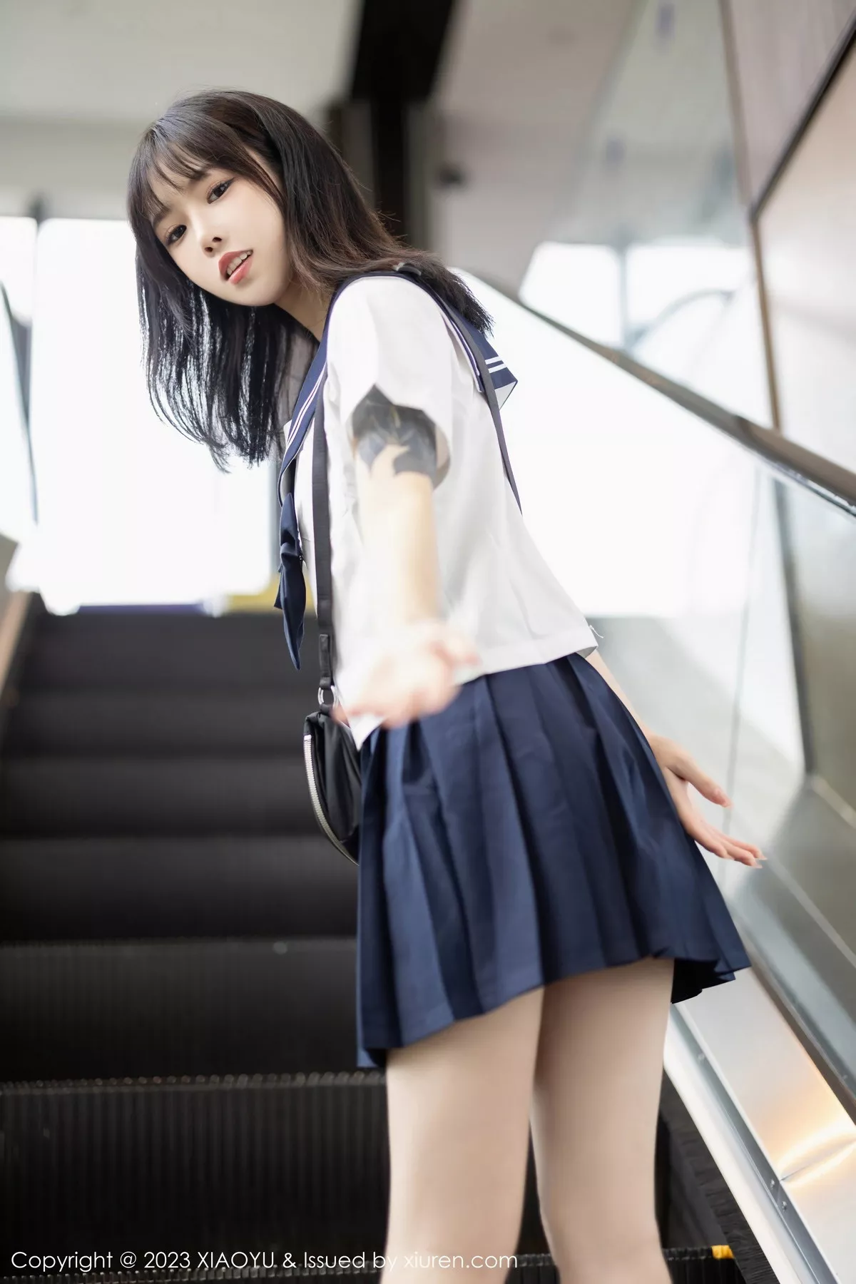 [XIAOYU语画界] 2023.08.08 VOL.1087 奶瓶. 学生装美腿 [88P] NO.8