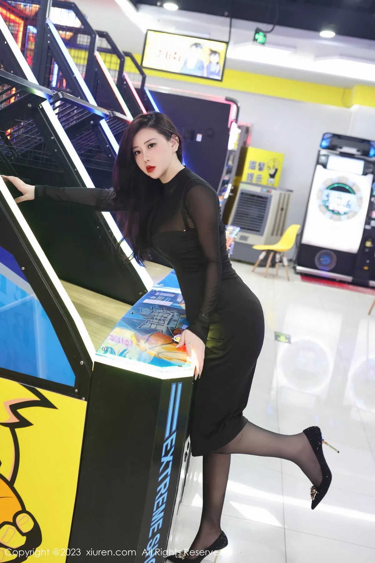 [XiuRen秀人网] 2023.08.14 No.7230 王婉悠Queen 黑丝丰腴 [71P] NO.3