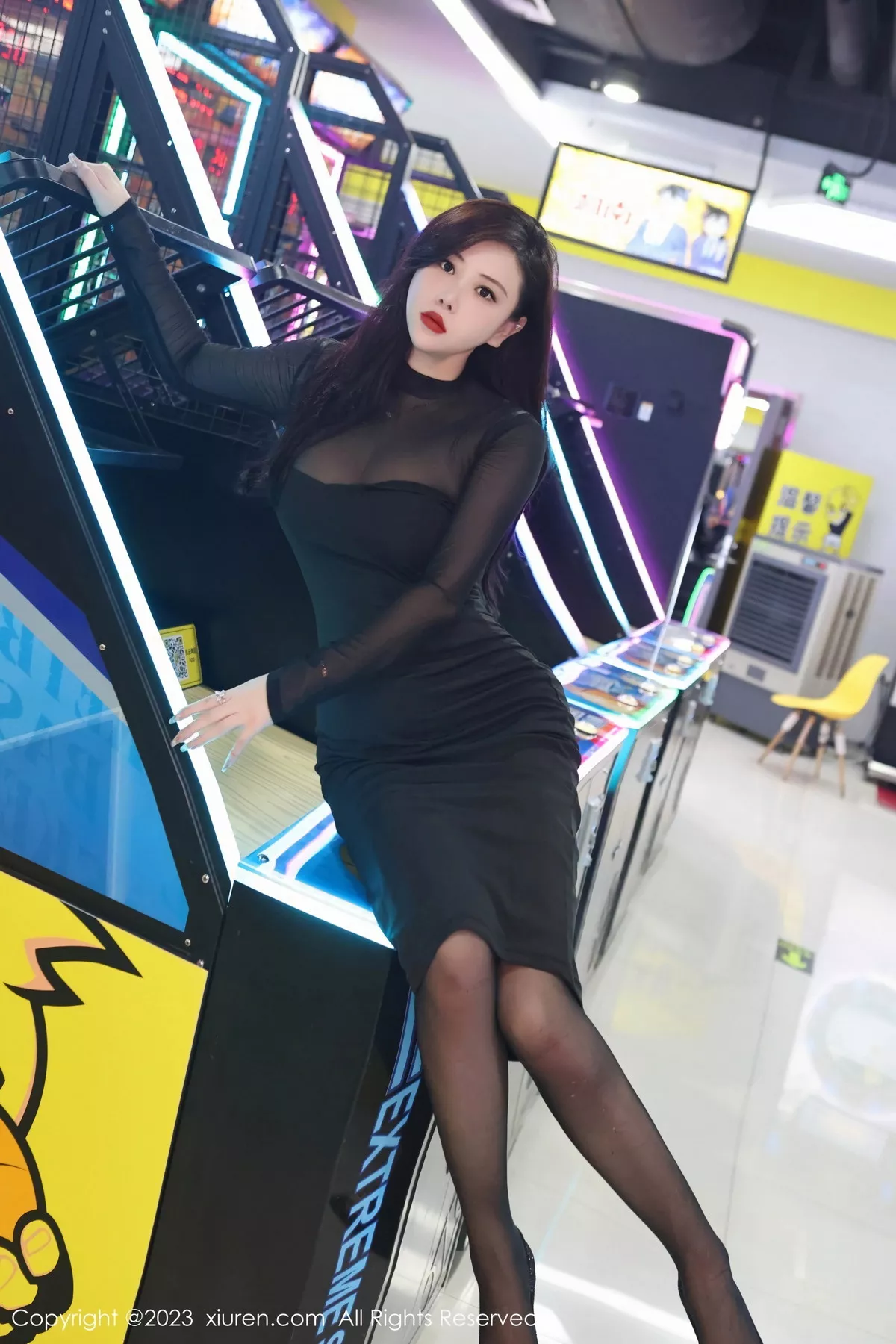 [XiuRen秀人网] 2023.08.14 No.7230 王婉悠Queen 黑丝丰腴 [71P] NO.6